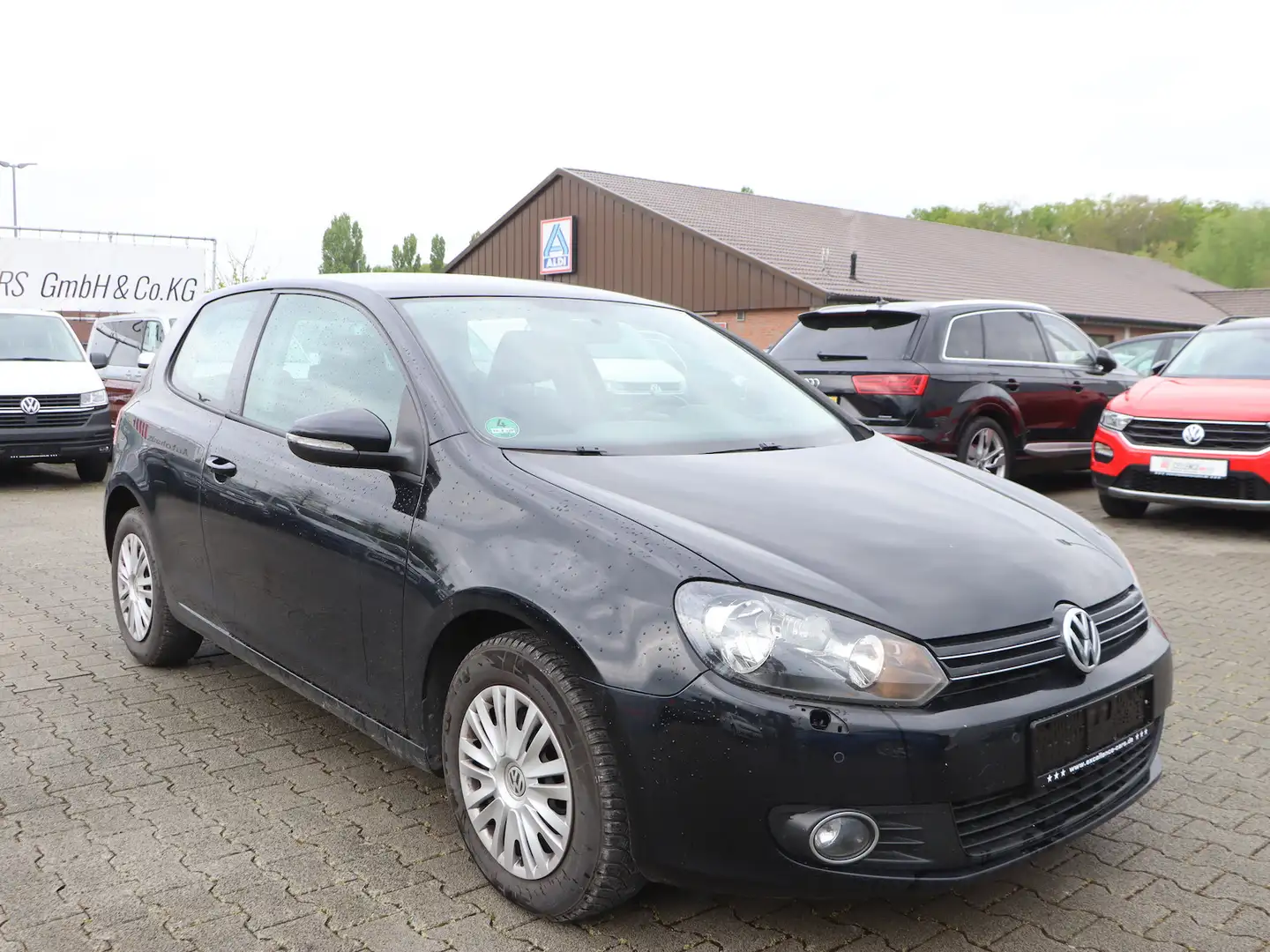 Volkswagen Golf VI 2.0 TDI Comfortline 2-ZONEN-KLIMAAUTOM. Black - 1