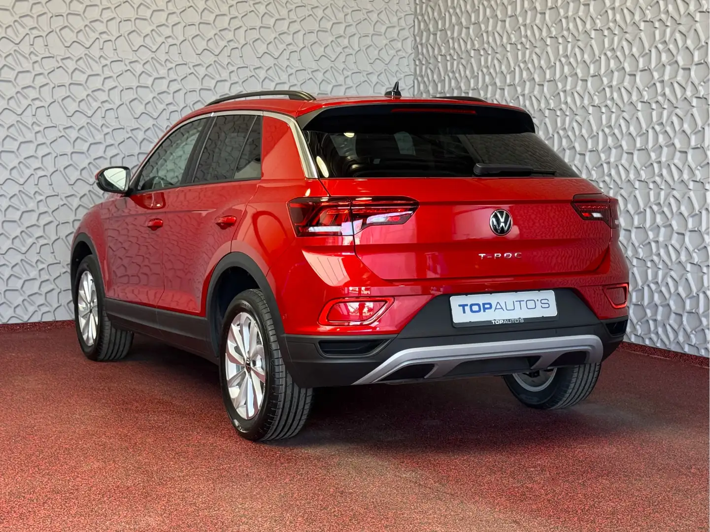 Volkswagen T-Roc 1.5 TSI 150PK EVO ADAP.CRUISE IQ LED VIR.COCKPIT C Rood - 2