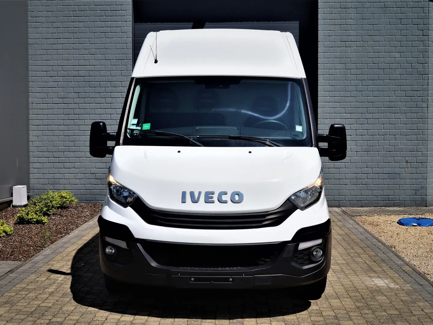 Iveco Daily 35 S 14S D L3H2 Wit - 2