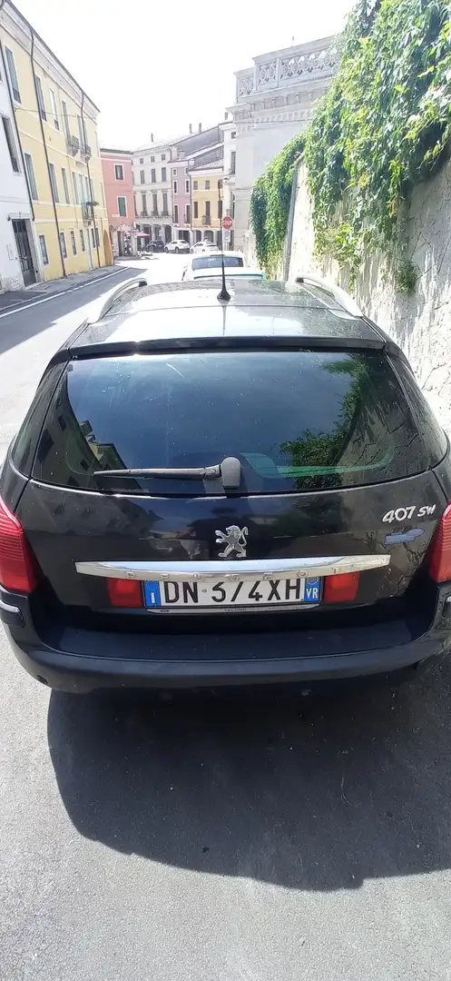 Peugeot 407 SW 2.0 hdi 16v Confort fap - 2
