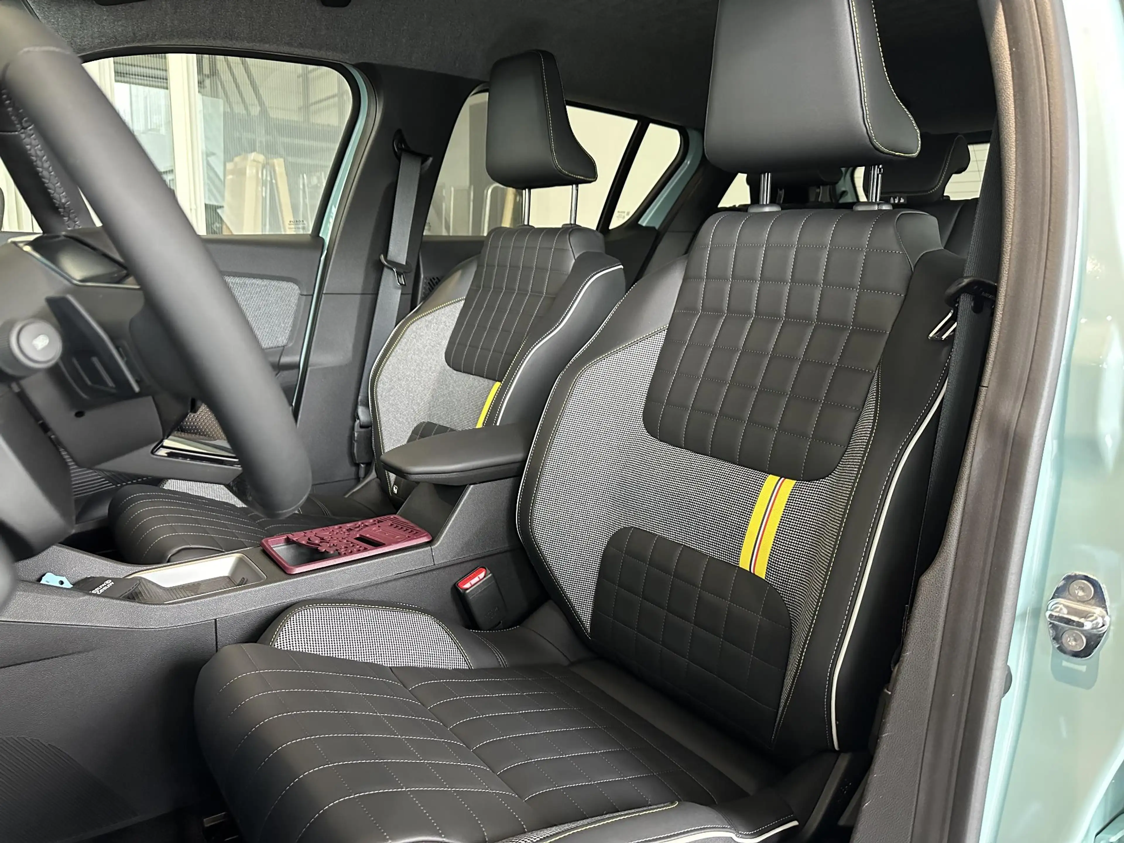 Renault R 4 comfort range iconic 52 kWh DEMO | PACK ADVANCED D — photo 7