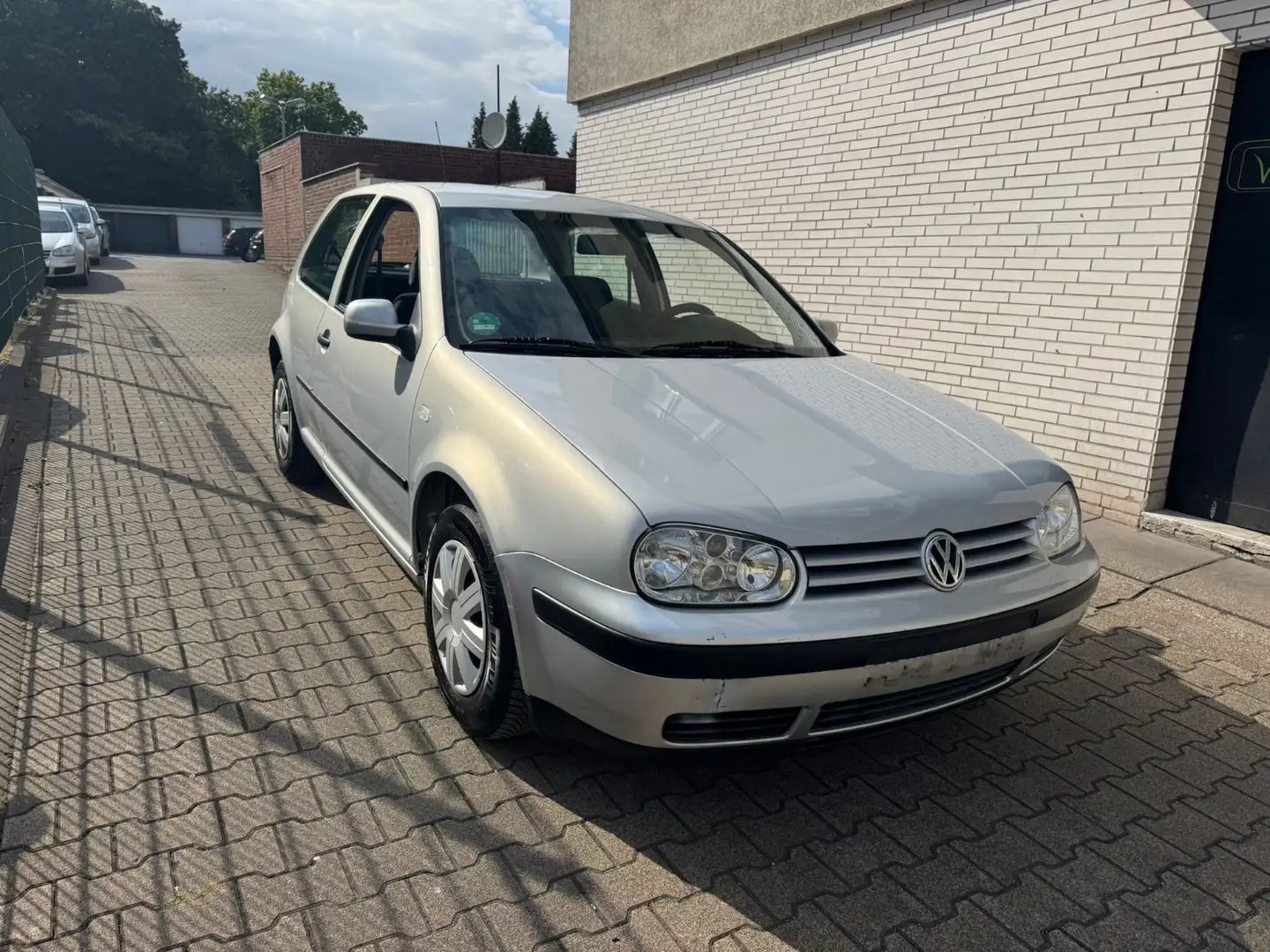 Volkswagen Golf 1.6 Auto Comfortline TÜV NEU* AUTOMATIK Argintiu - 1