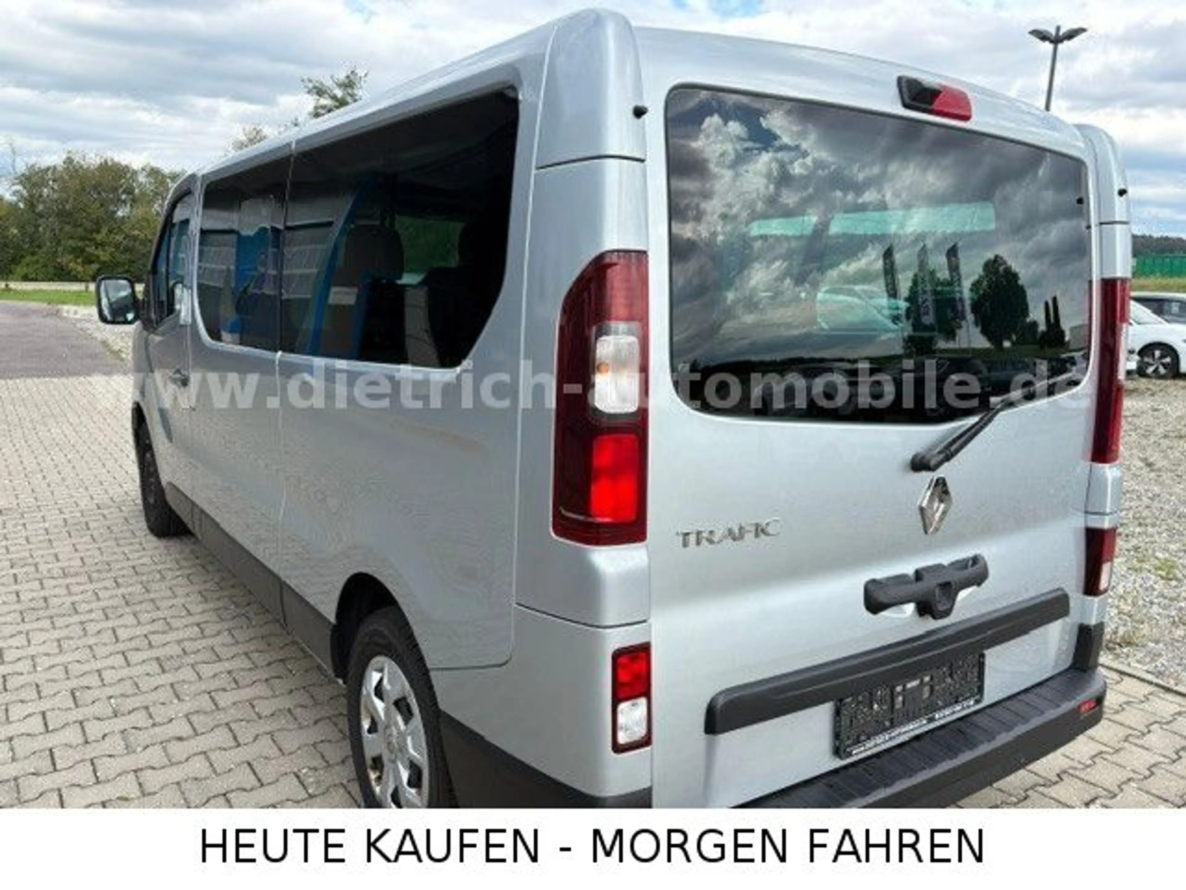 Renault Trafic TRAFIC KOMBI L2H1/3.0t/Life/PDC/KAMERA/8 SITZER — photo 5