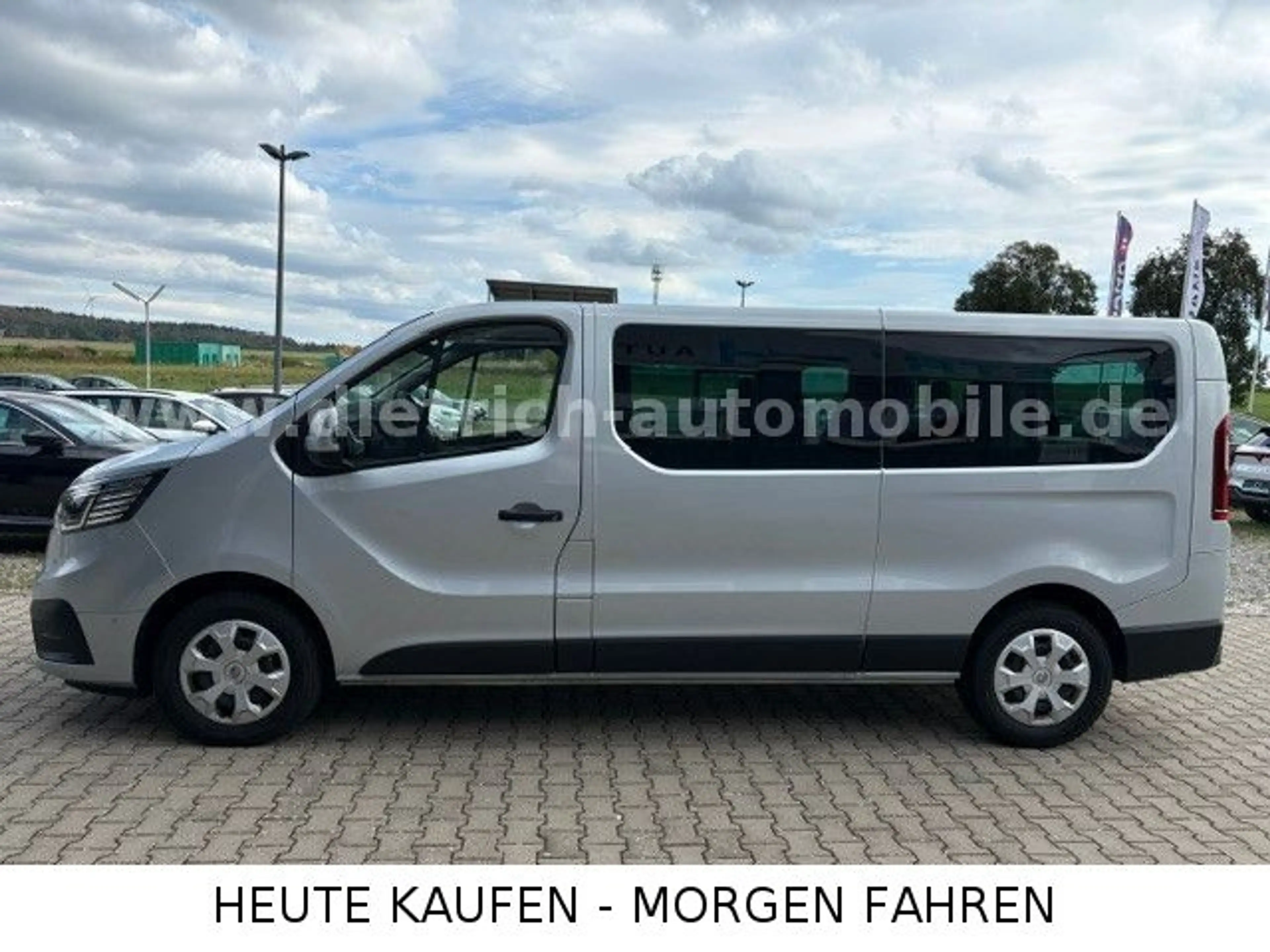 Renault Trafic TRAFIC KOMBI L2H1/3.0t/Life/PDC/KAMERA/8 SITZER — photo 8