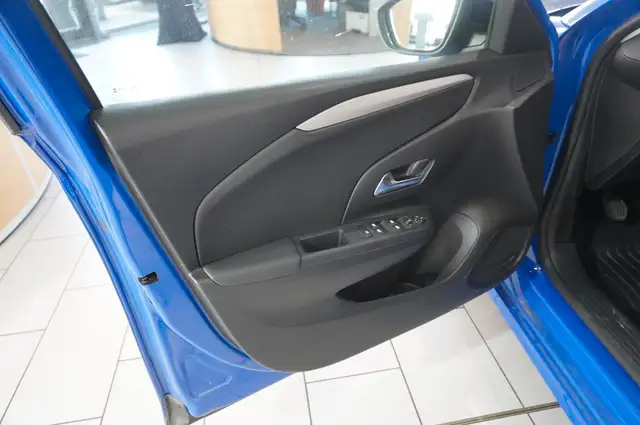 Opel Corsa view 13
