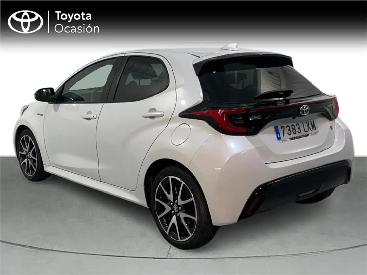 Toyota Yaris 5P Style 120H e-CVT Blanco - 2