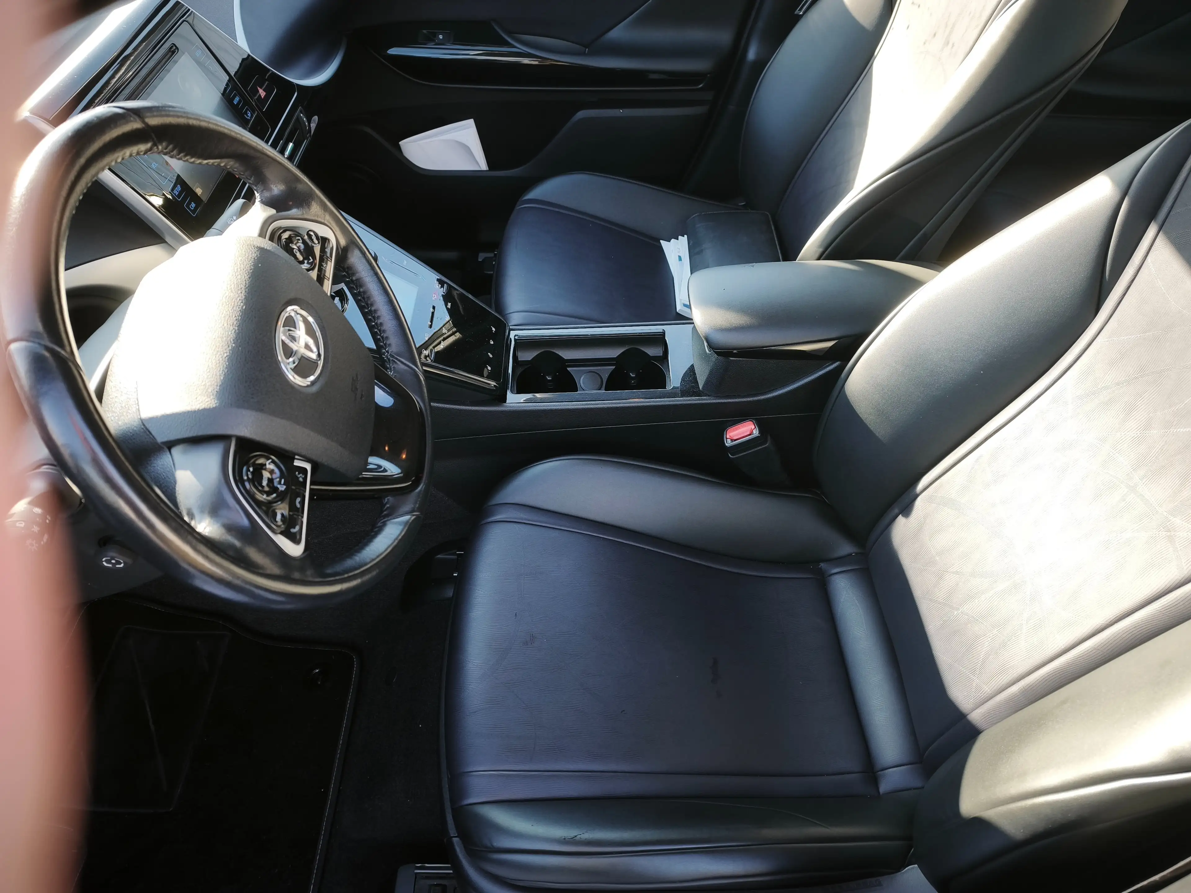 Toyota Mirai Mirai Scheckheft bei Toyota/JBL/Vollausstattung — photo 14