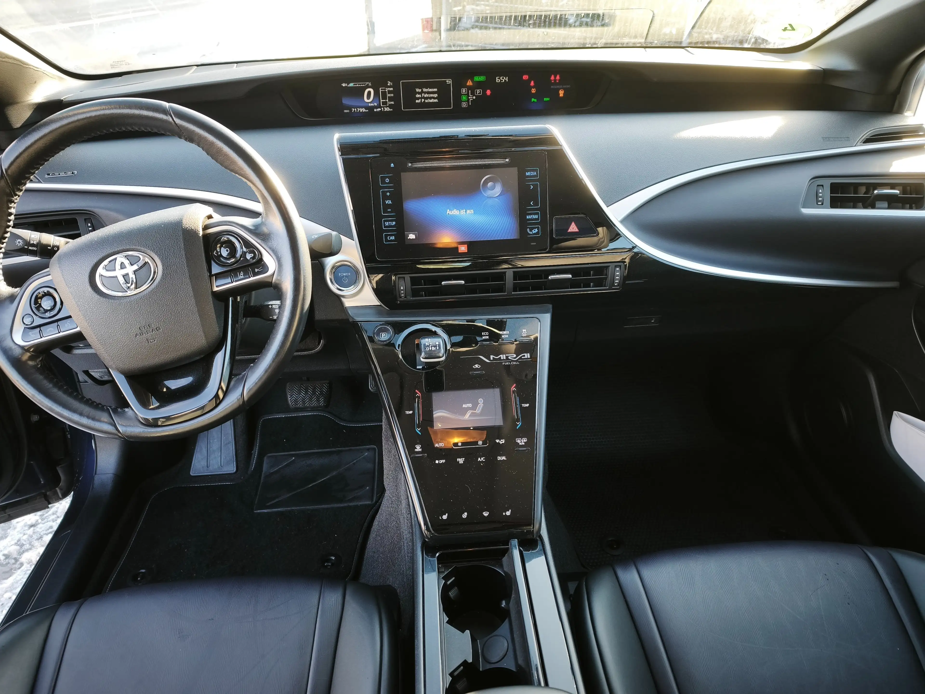 Toyota Mirai Mirai Scheckheft bei Toyota/JBL/Vollausstattung — photo 13