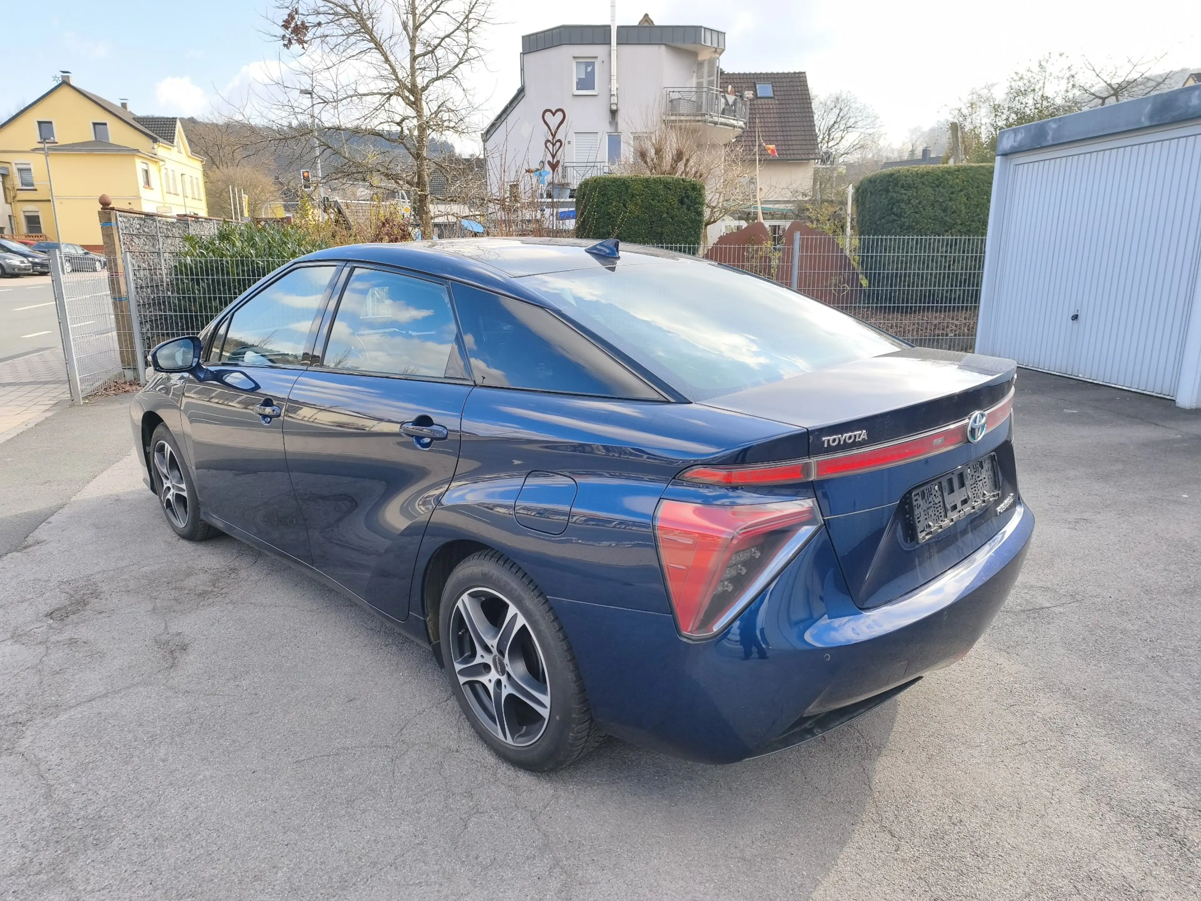 Toyota Mirai Mirai Scheckheft bei Toyota/JBL/Vollausstattung — photo 6