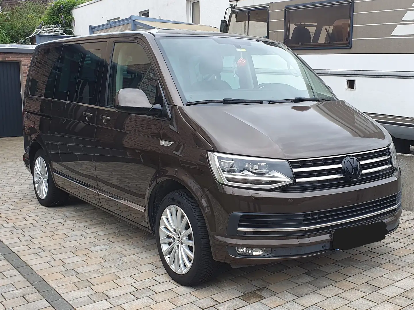 Volkswagen T6 Multivan Multivan DSG Kurz Highline Barna - 1