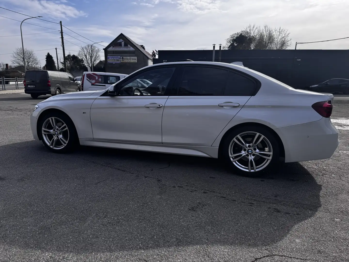 BMW 320 Bmw 320i pack full M - 1