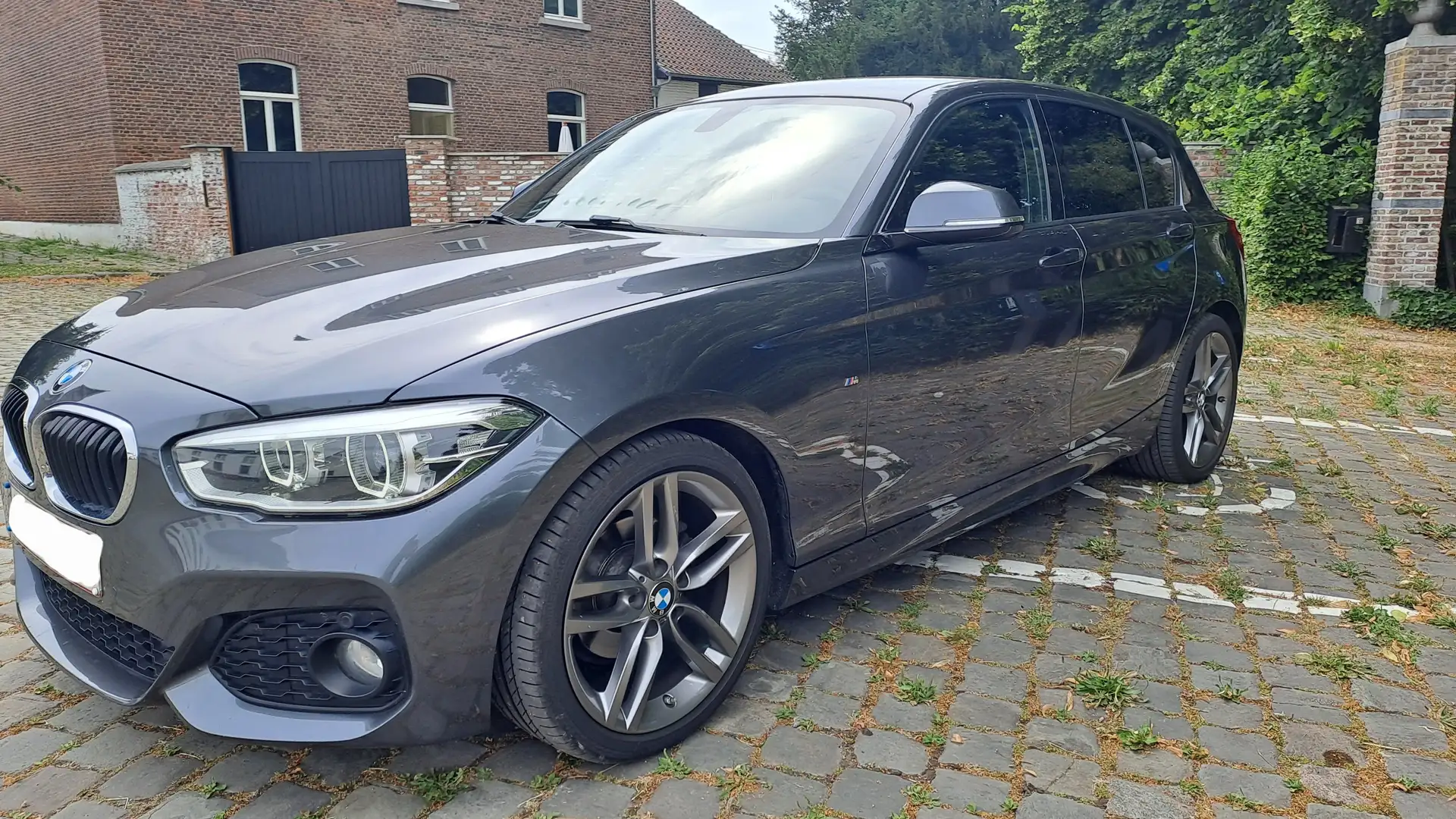 BMW 116 116 d pack M Grijs - 2