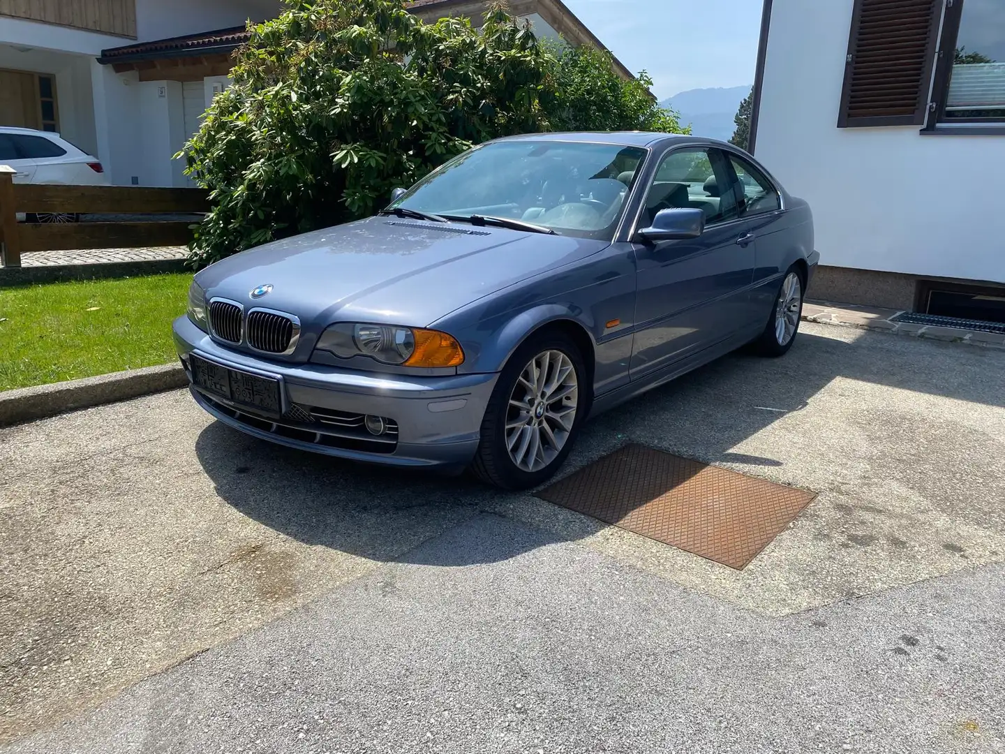BMW 330 330Ci Blau - 1
