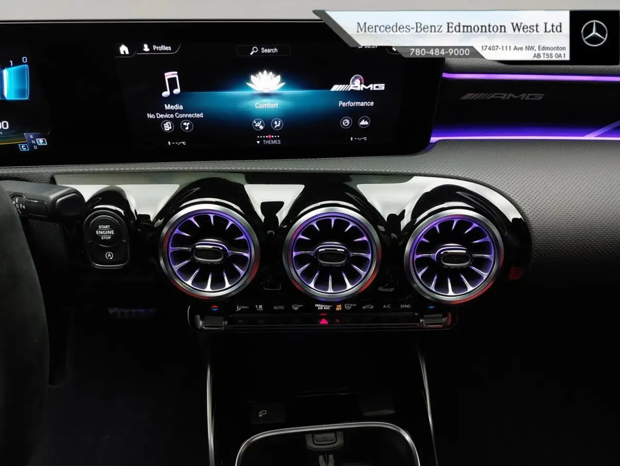 Mercedes-Benz CLA снимка Mercedes-Benz CLA