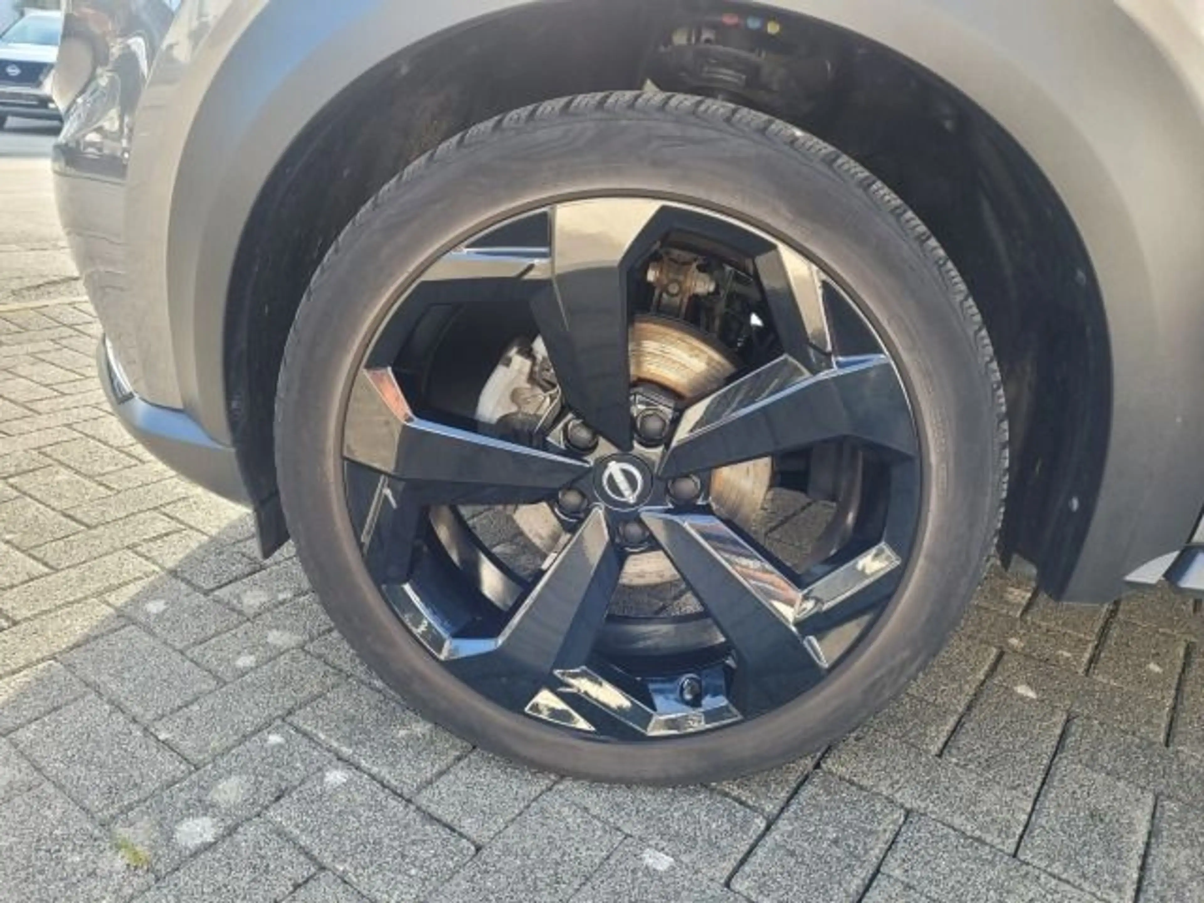 Nissan Juke Hybrid Premiere Edition — photo 10