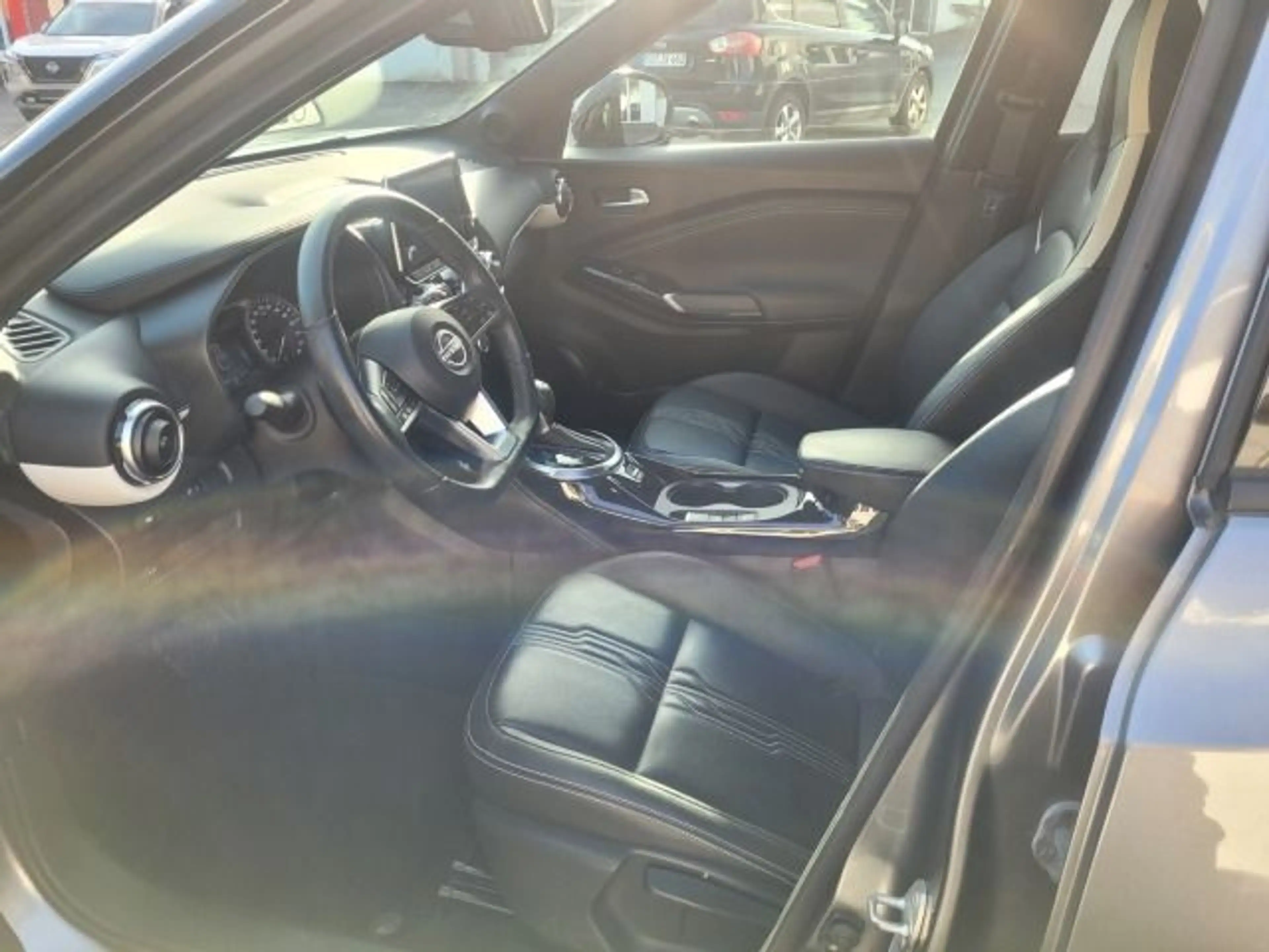 Nissan Juke Hybrid Premiere Edition — photo 11