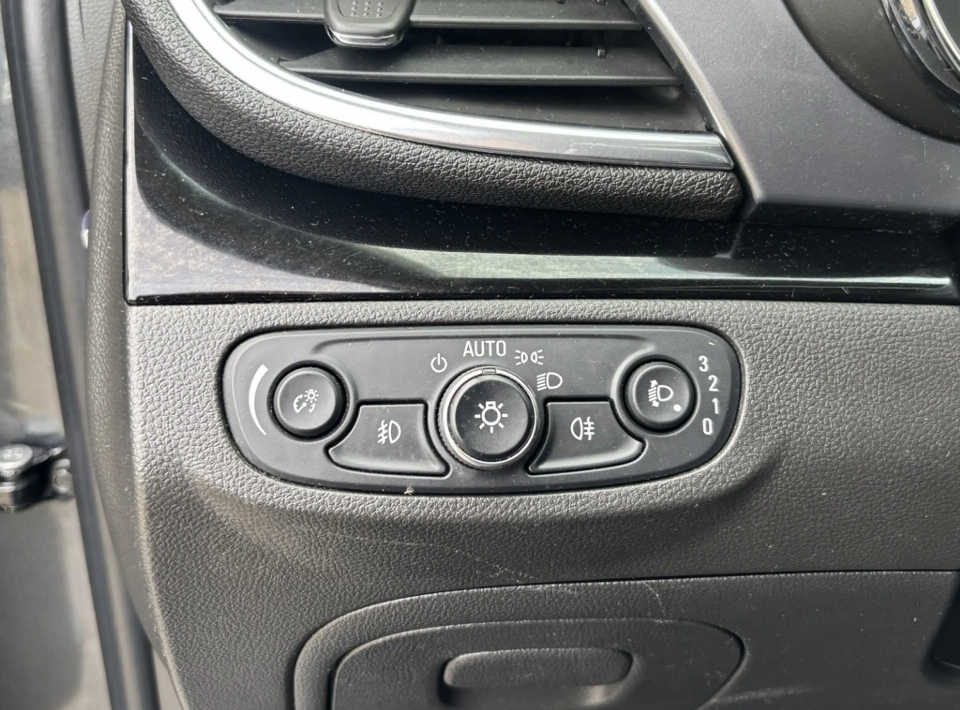 Opel Mokka X 1.4 Turbo Edition NAVI / CAMERA / TREKHAAK — photo 25