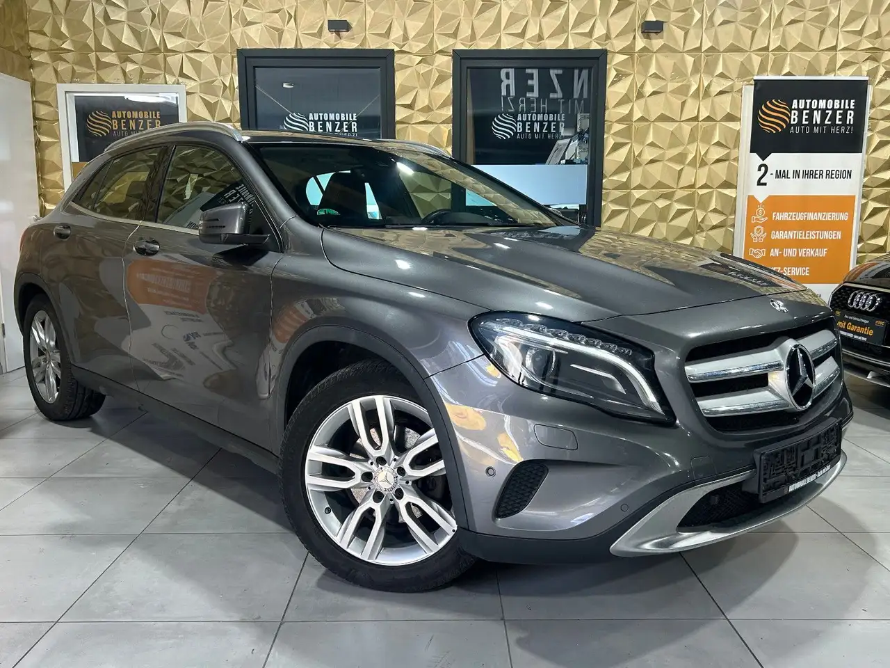 Mercedes-Benz GLA 220