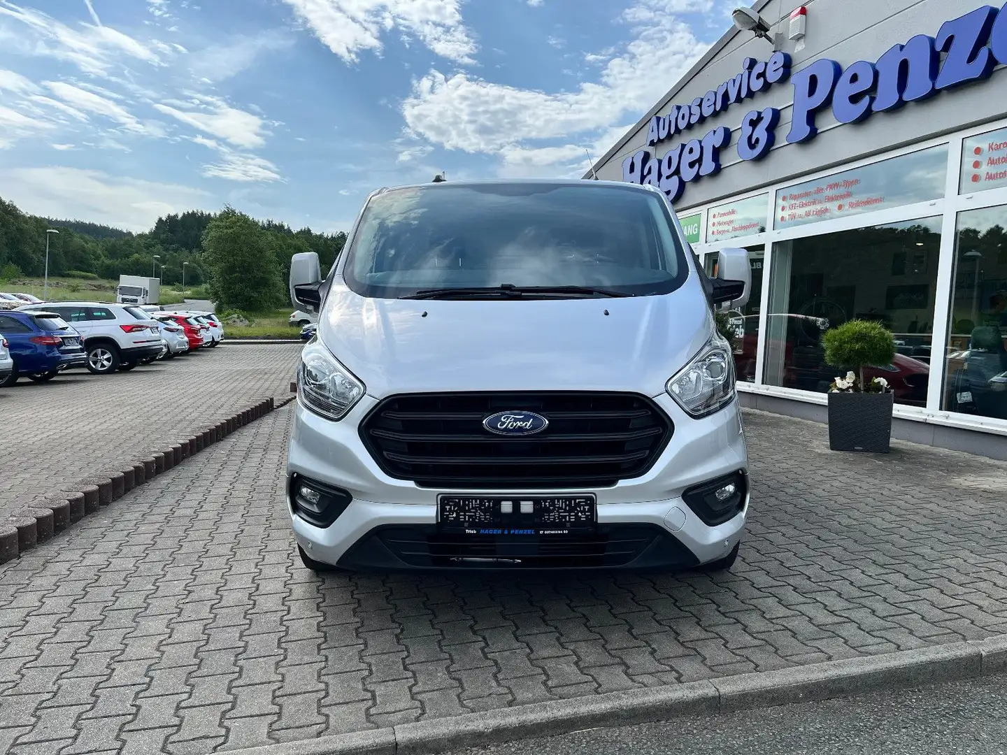 Ford Transit Custom 300 L1 Trend Werkstatteinbau Plateado - 2