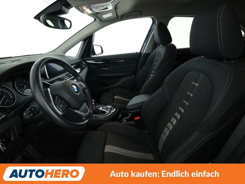 BMW 218 218i Active Tourer Sport Line Aut.*NAVI*LED*TEMPO* — photo 10