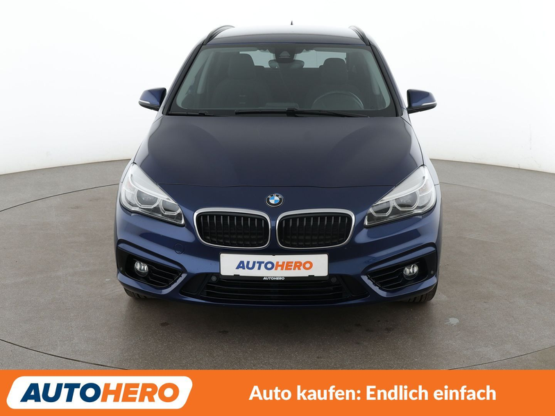 BMW 218 218i Active Tourer Sport Line Aut.*NAVI*LED*TEMPO* — photo 9