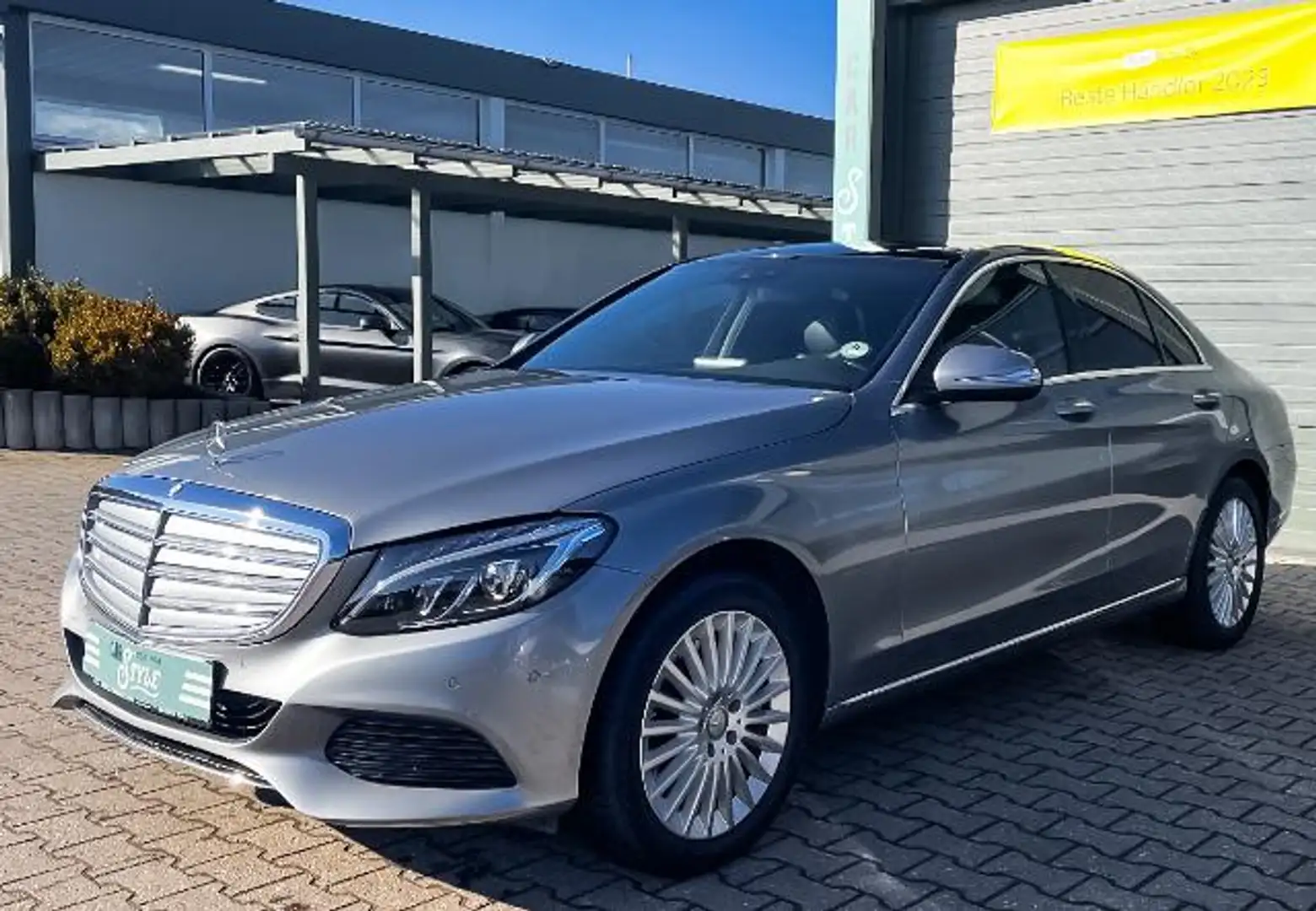 Mercedes-Benz C 250 CDI Exclusive 4Matic NAVI PDC PANO Grau - 1