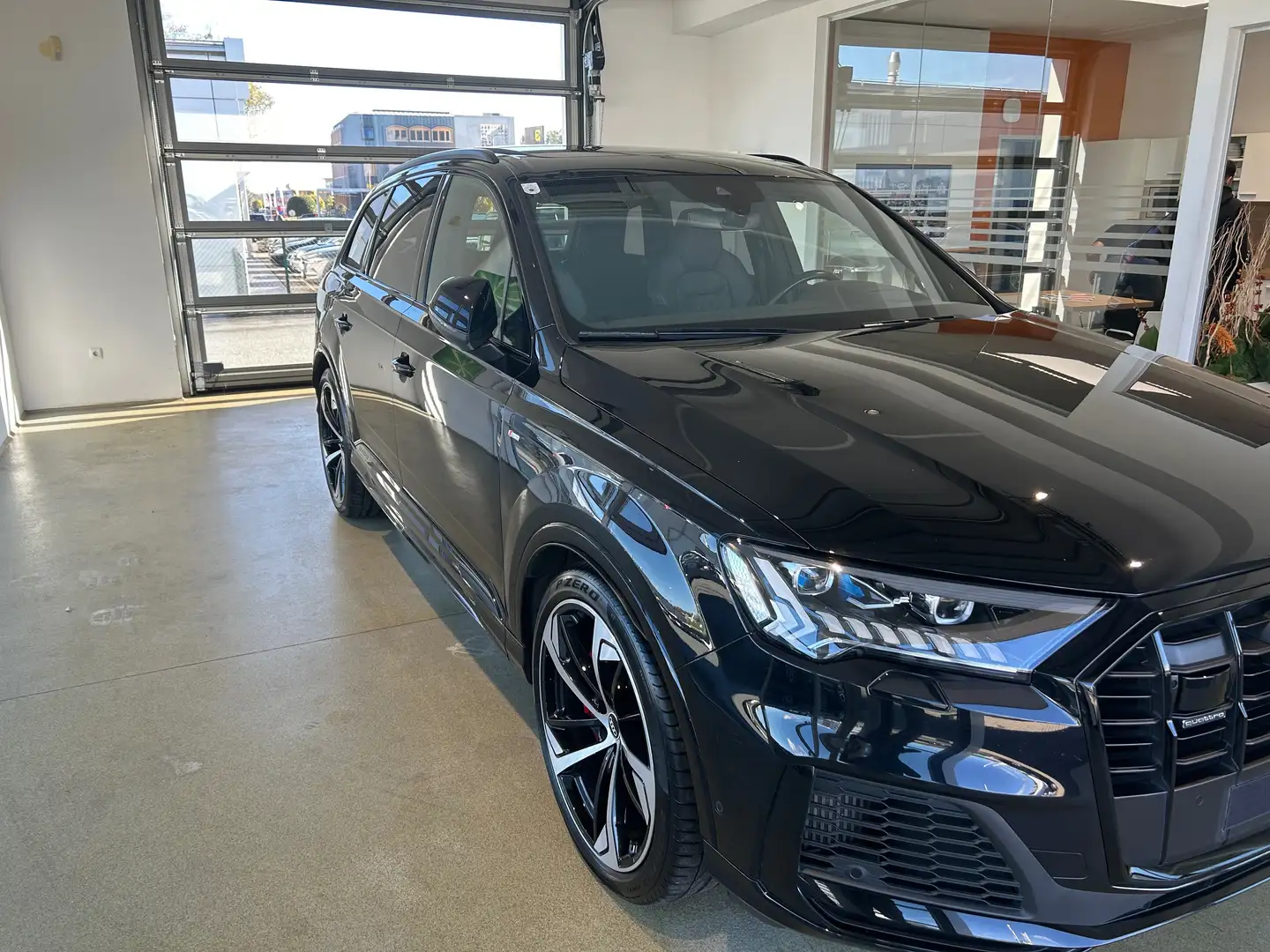 Audi Q7 Q7 60 TFSI S-line quattro S-line Schwarz - 2