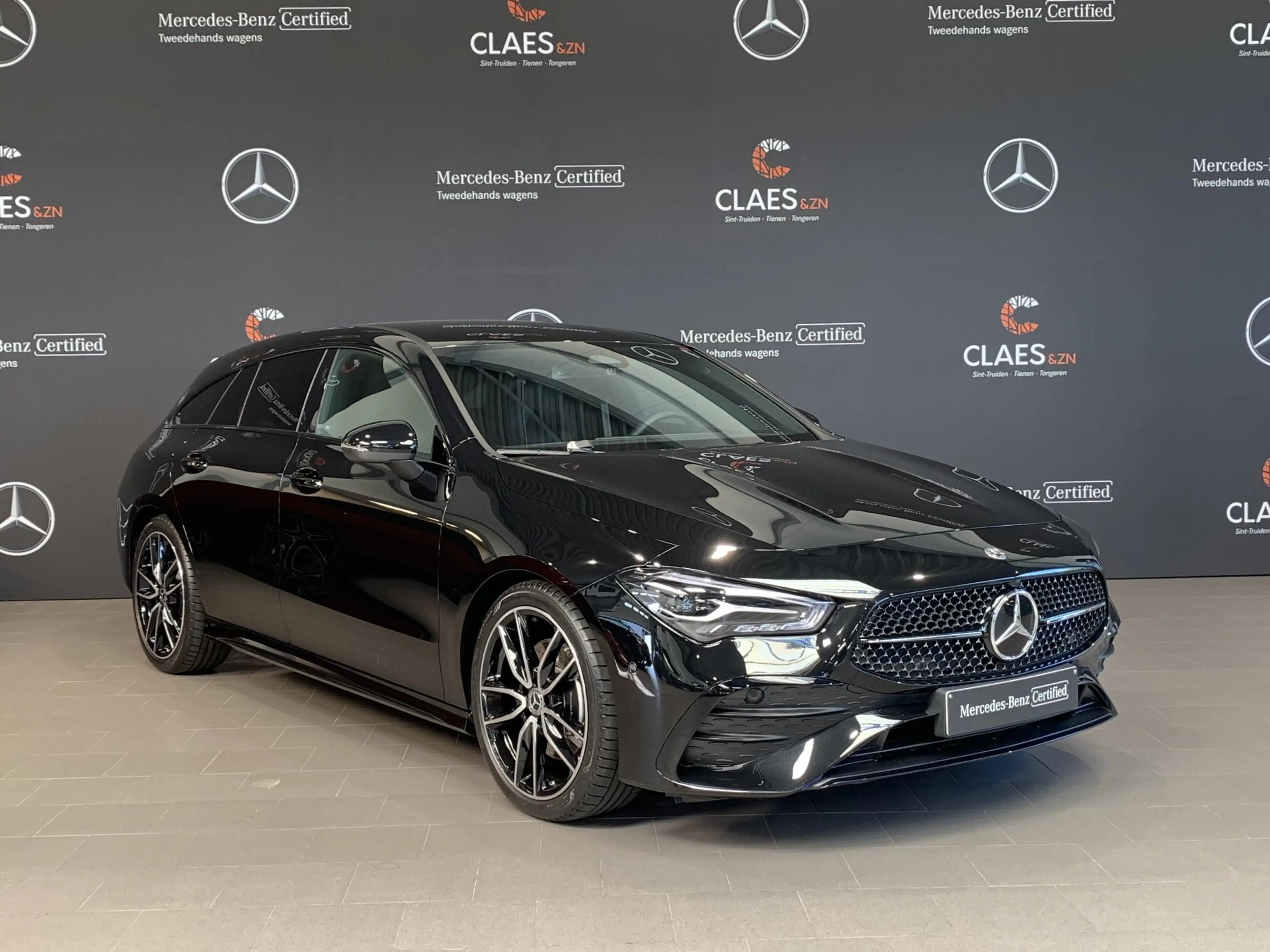 Mercedes-Benz CLA 200 Shooting Brake AMG Line - DOS 8831 — photo 3