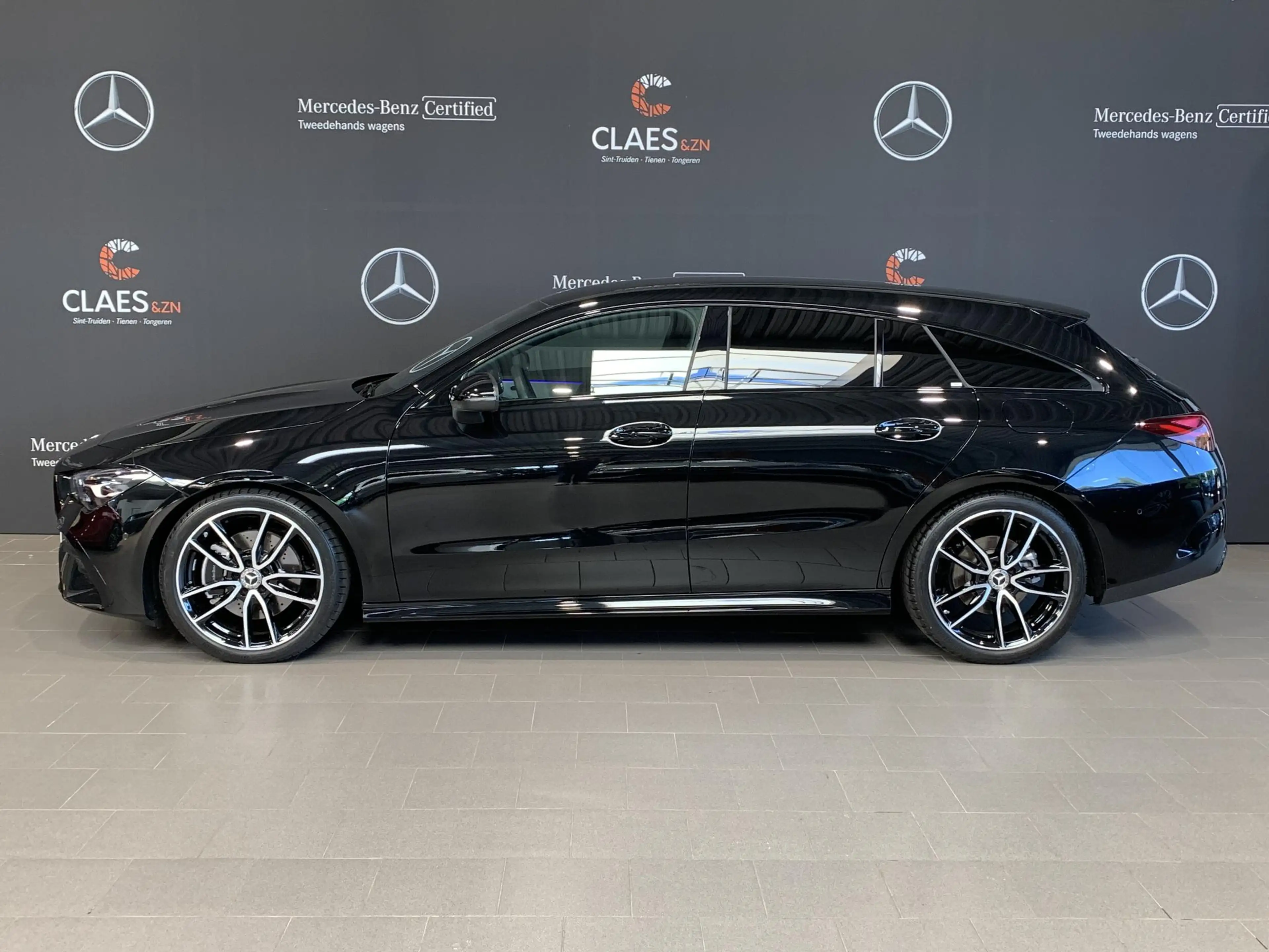 Mercedes-Benz CLA 200 Shooting Brake AMG Line - DOS 8831 — photo 8