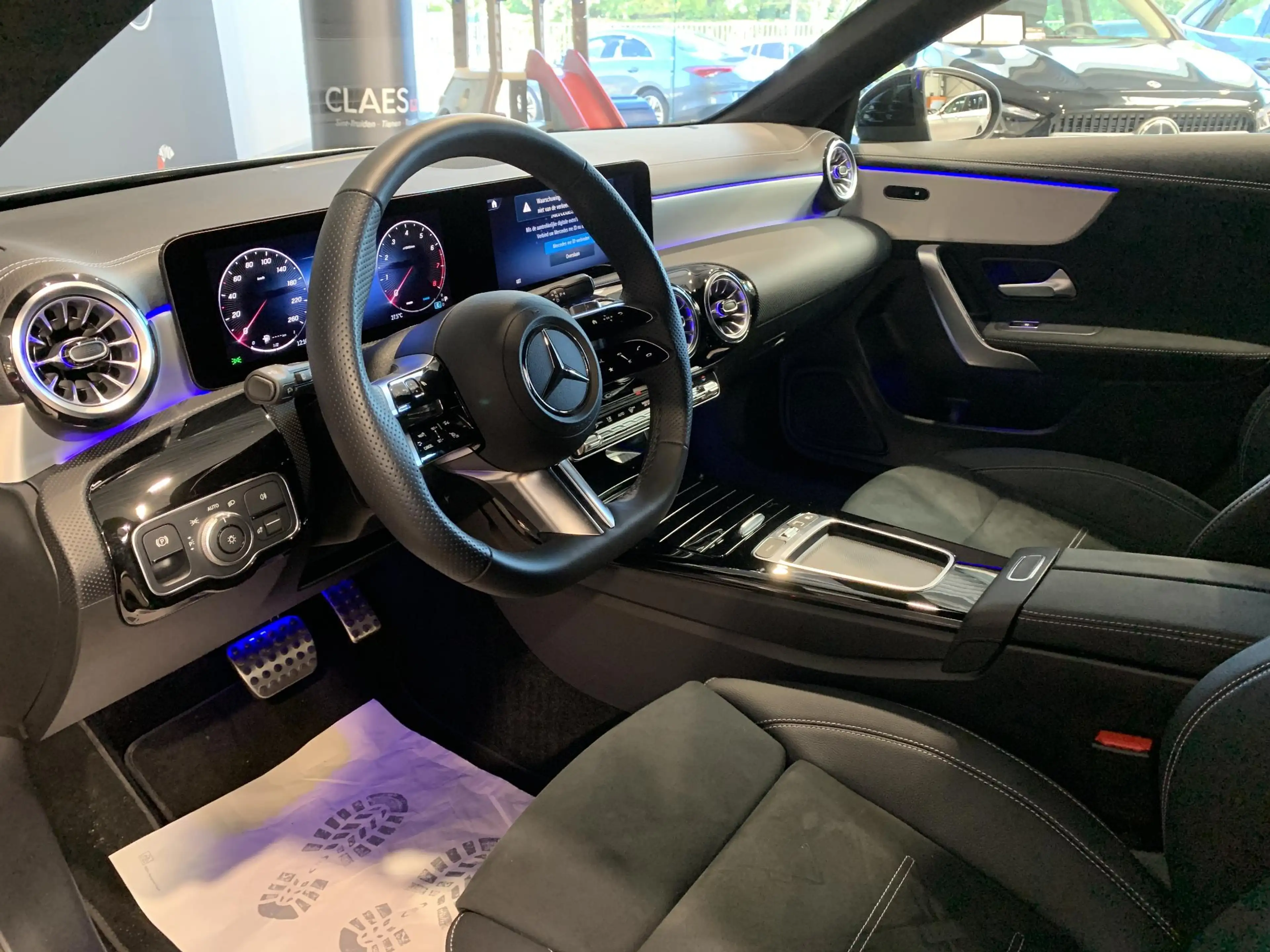 Mercedes-Benz CLA 200 Shooting Brake AMG Line - DOS 8831 — photo 10