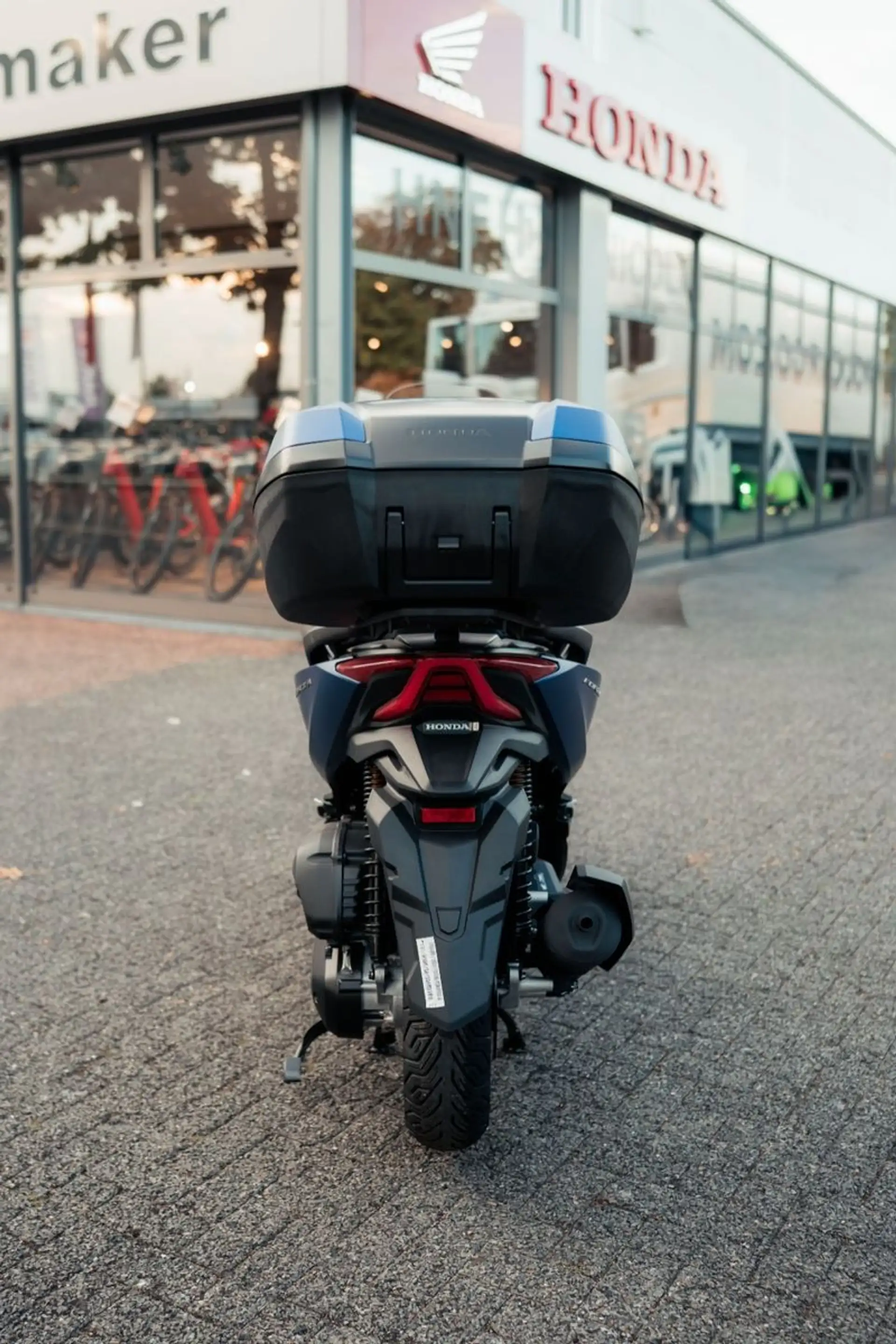 Honda Forza 125 — photo 6