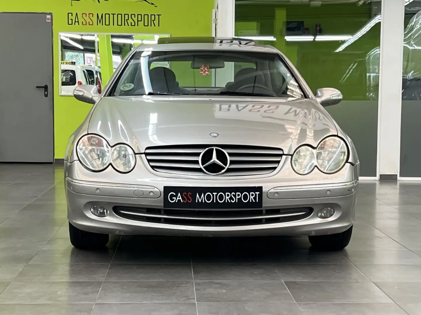 Mercedes-Benz CLK 200 K Avantgarde Beige - 2