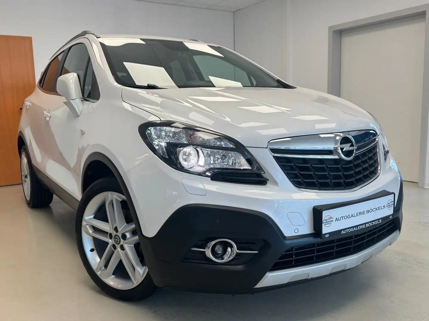 Opel Mokka Innovation ecoFlex 4x4°Navi°Xenon°Kamera° Weiß - 1