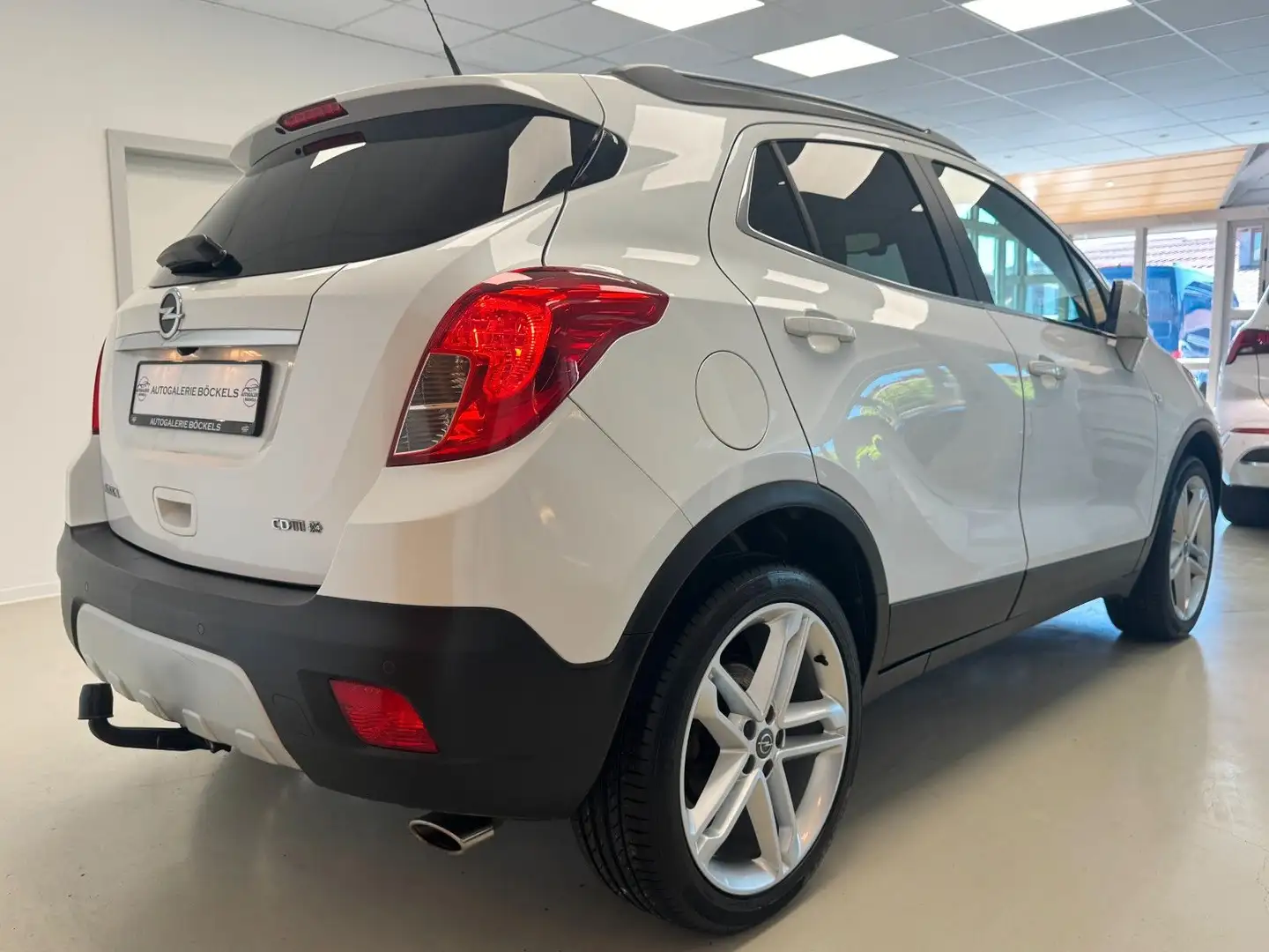 Opel Mokka Innovation ecoFlex 4x4°Navi°Xenon°Kamera° Weiß - 2