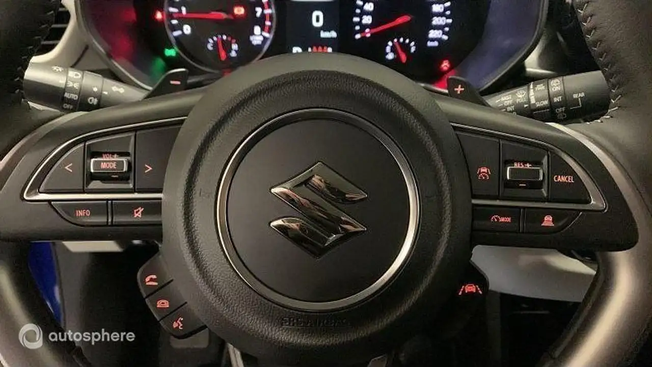 Suzuki Swift 2025 — фото 13