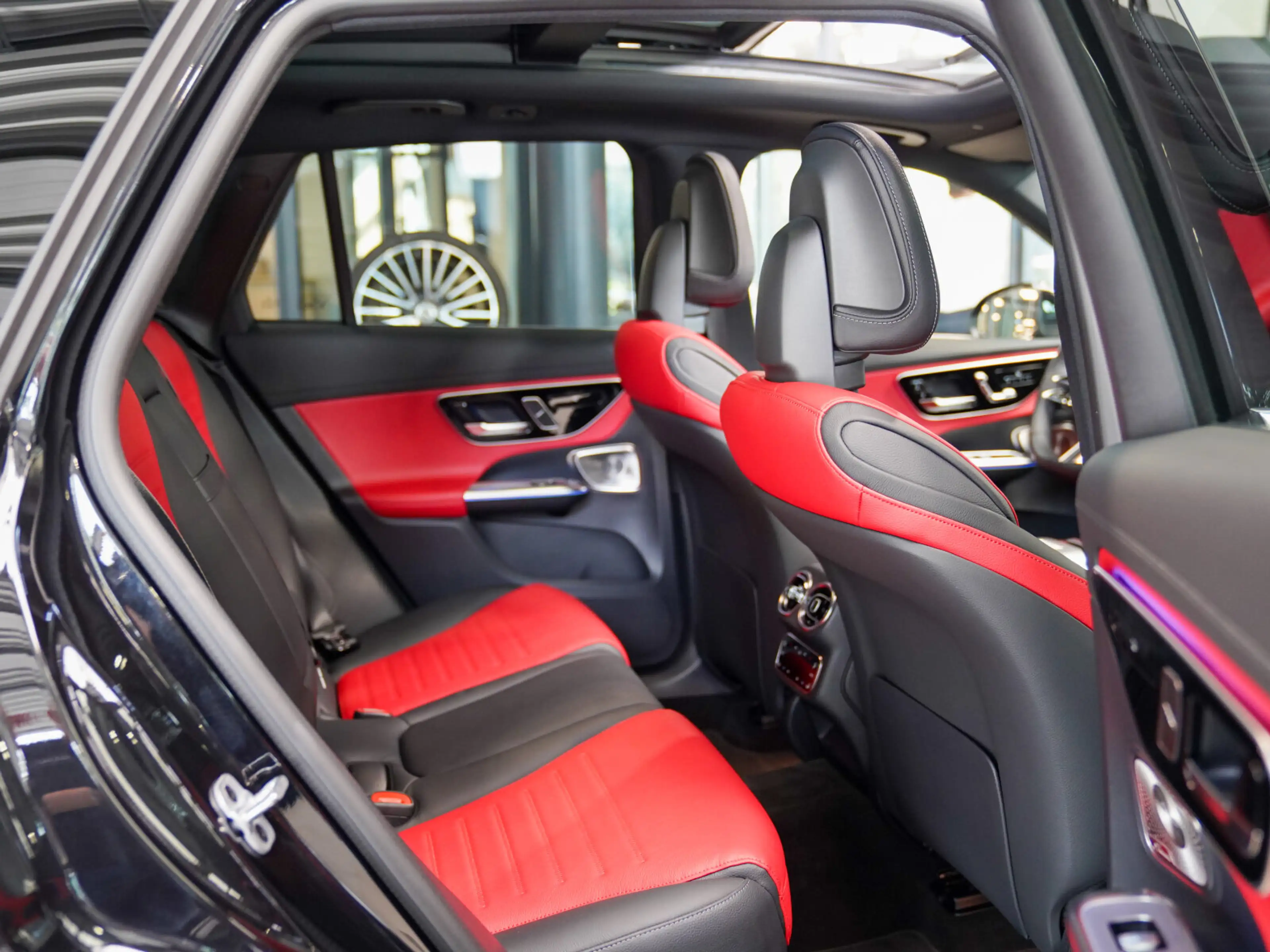 Mercedes-Benz GLC 300 de 4M AMG Line powerrot AIR NP: 102.778€ — photo 14