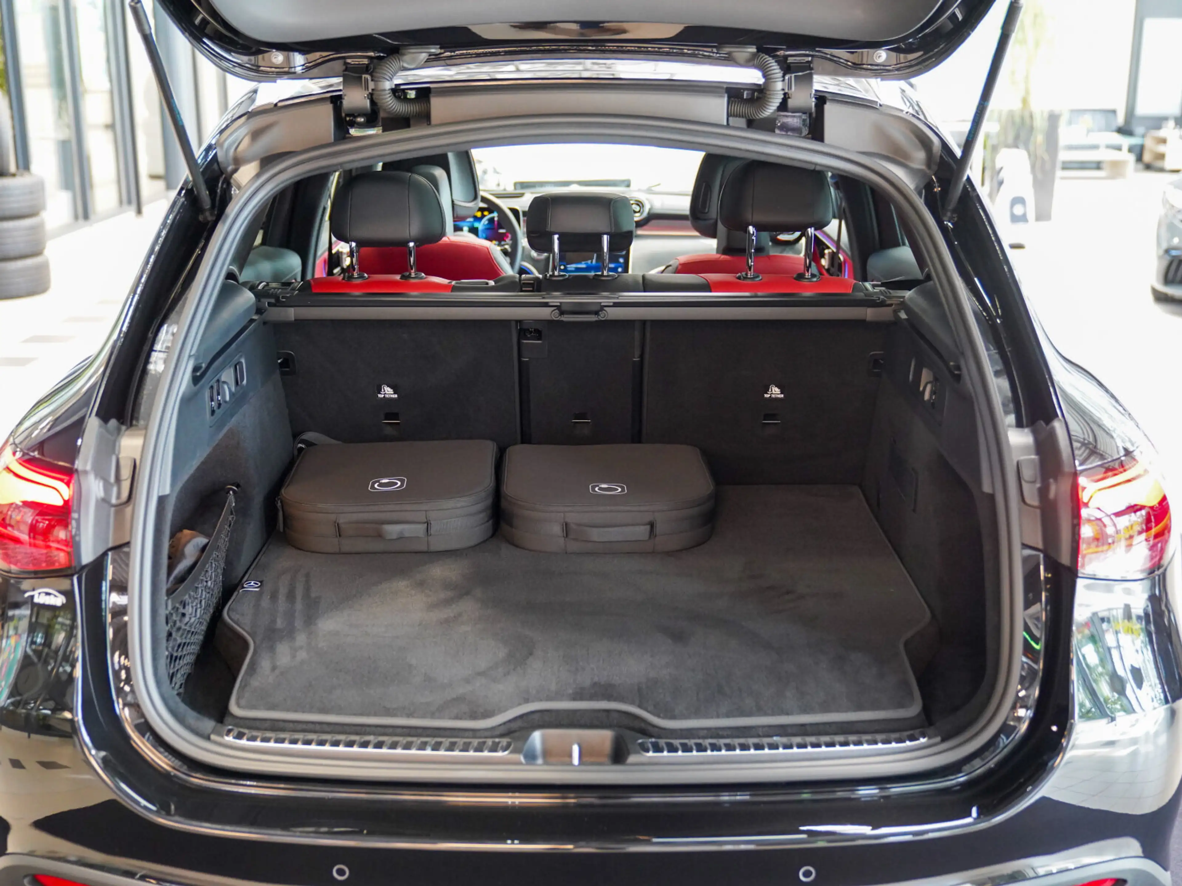 Mercedes-Benz GLC 300 de 4M AMG Line powerrot AIR NP: 102.778€ — photo 5