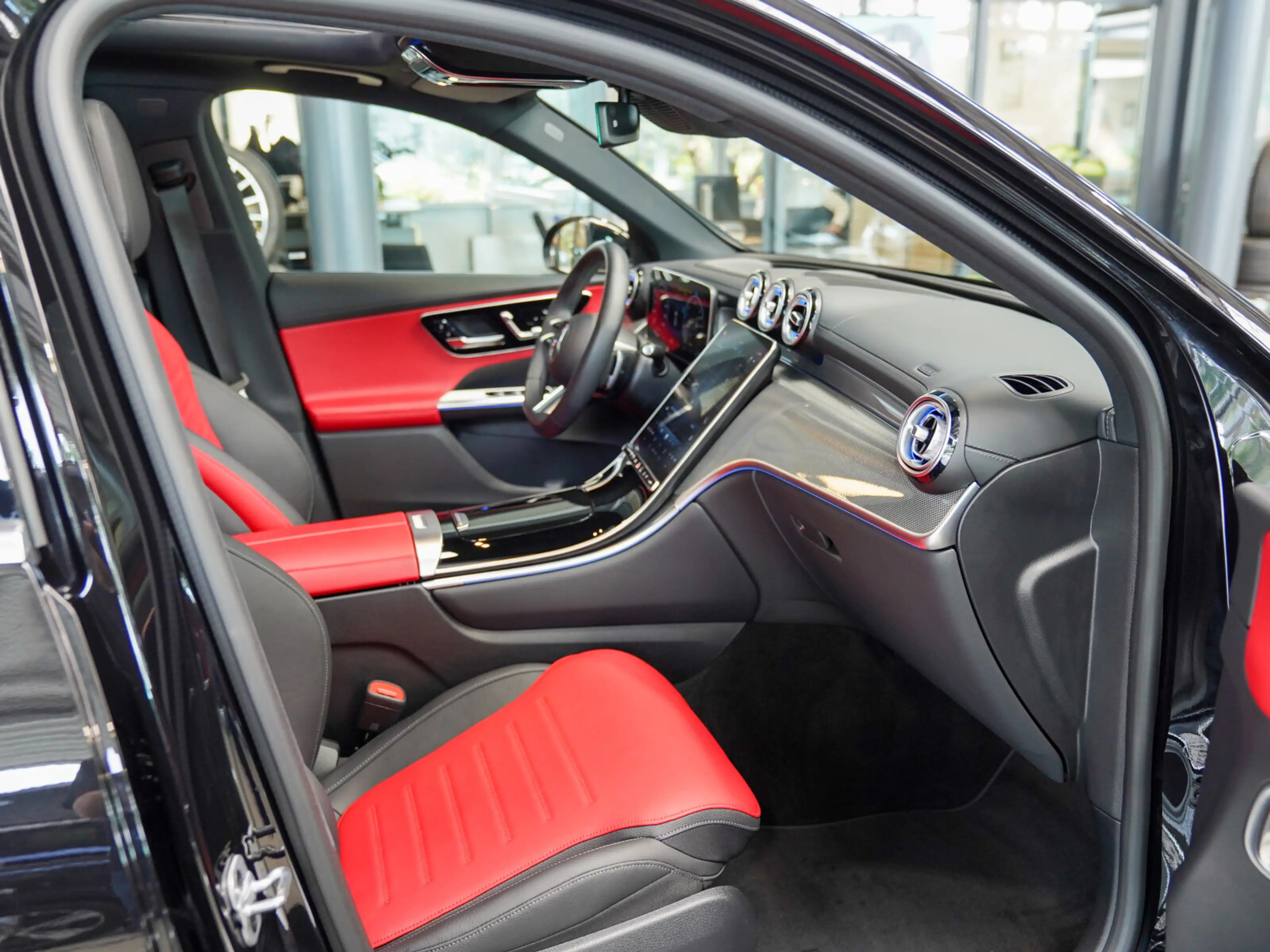 Mercedes-Benz GLC 300 de 4M AMG Line powerrot AIR NP: 102.778€ — photo 11