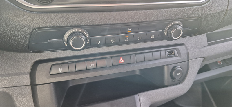 Citroen Jumpy Club M — photo 13