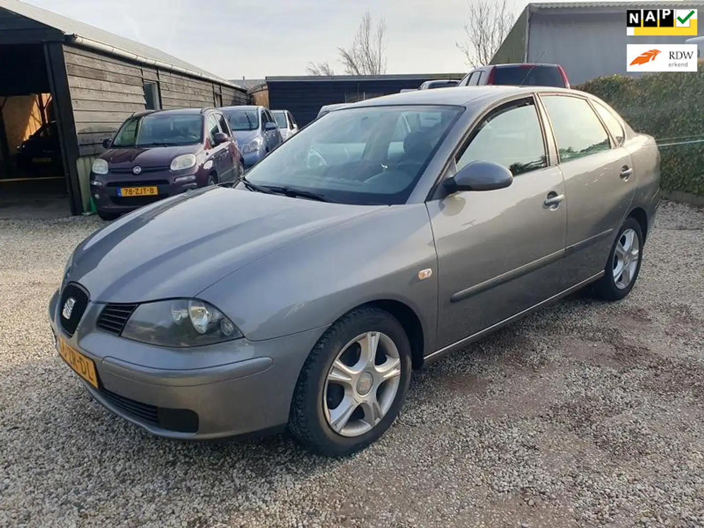 SEAT Cordoba 1.4 TDI 25 Edition Airco 124000KM!!! Grijs - 1