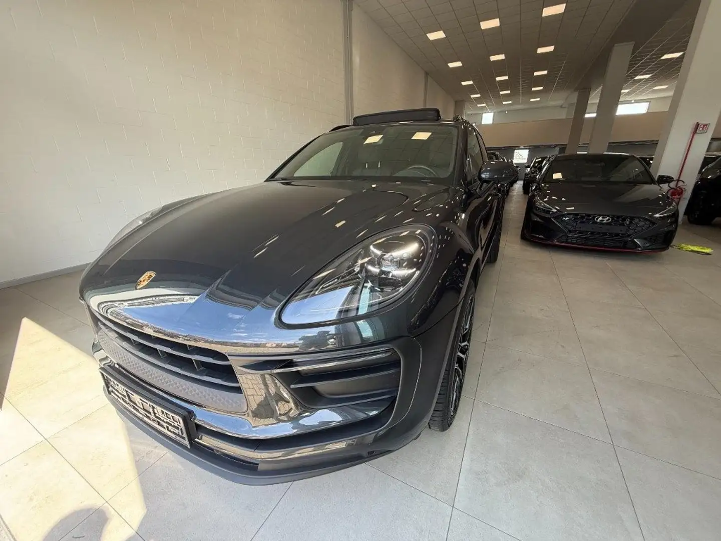 Porsche Macan 2.0 Grigio - 2