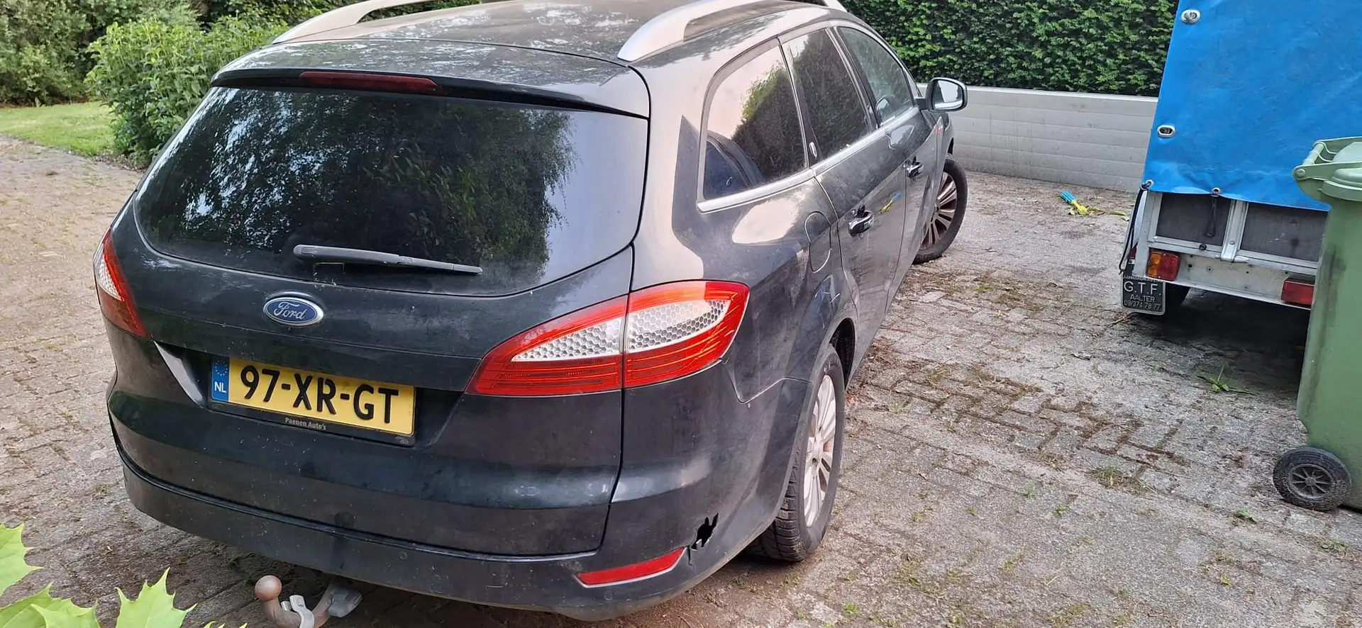 Ford Mondeo Mondeo 2.0-16V Ghia - 2