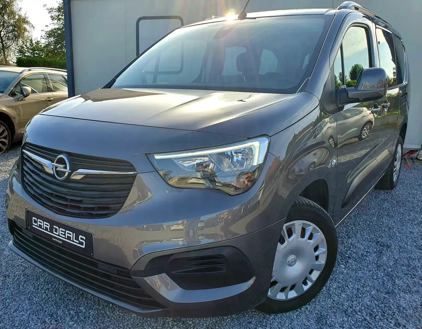 Opel Combo Life 1.2 T ** LONG CHASSIS  * 7PL. * GPS ** Gris - 2