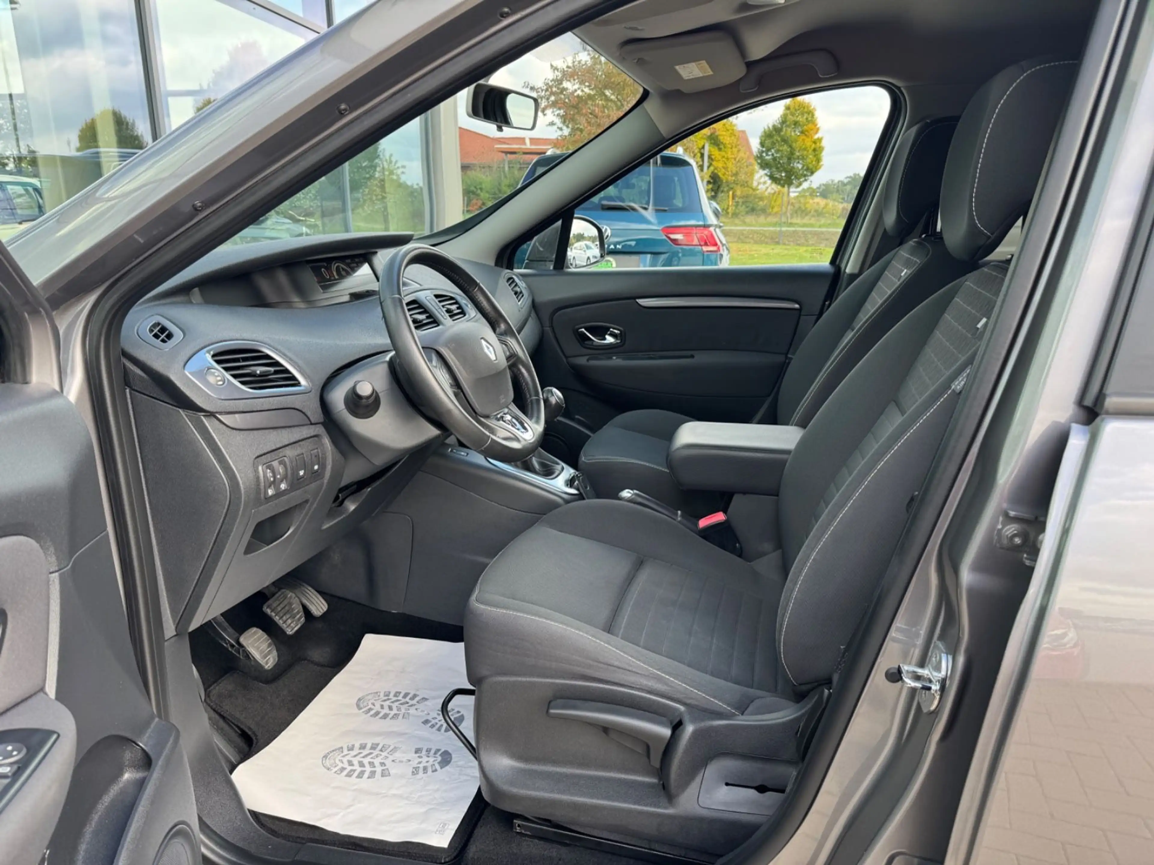 Renault Scenic III 1.5 dCi Limited — photo 8