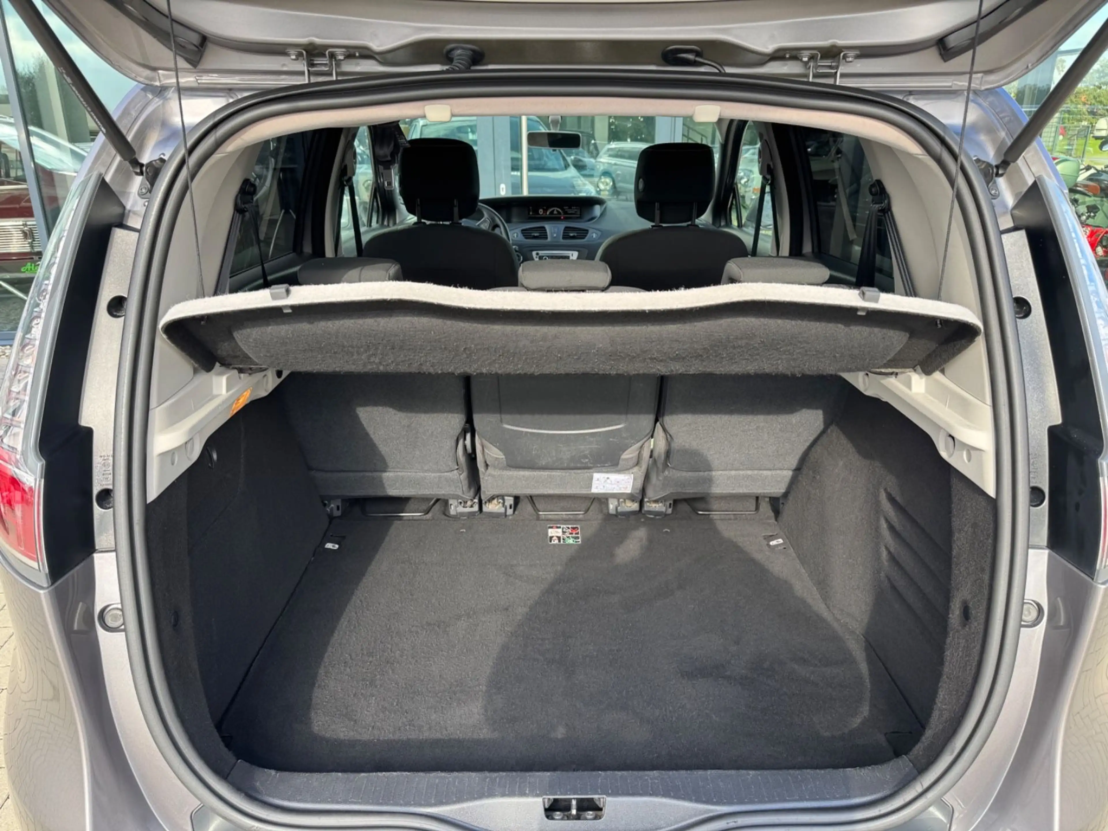 Renault Scenic III 1.5 dCi Limited — photo 7