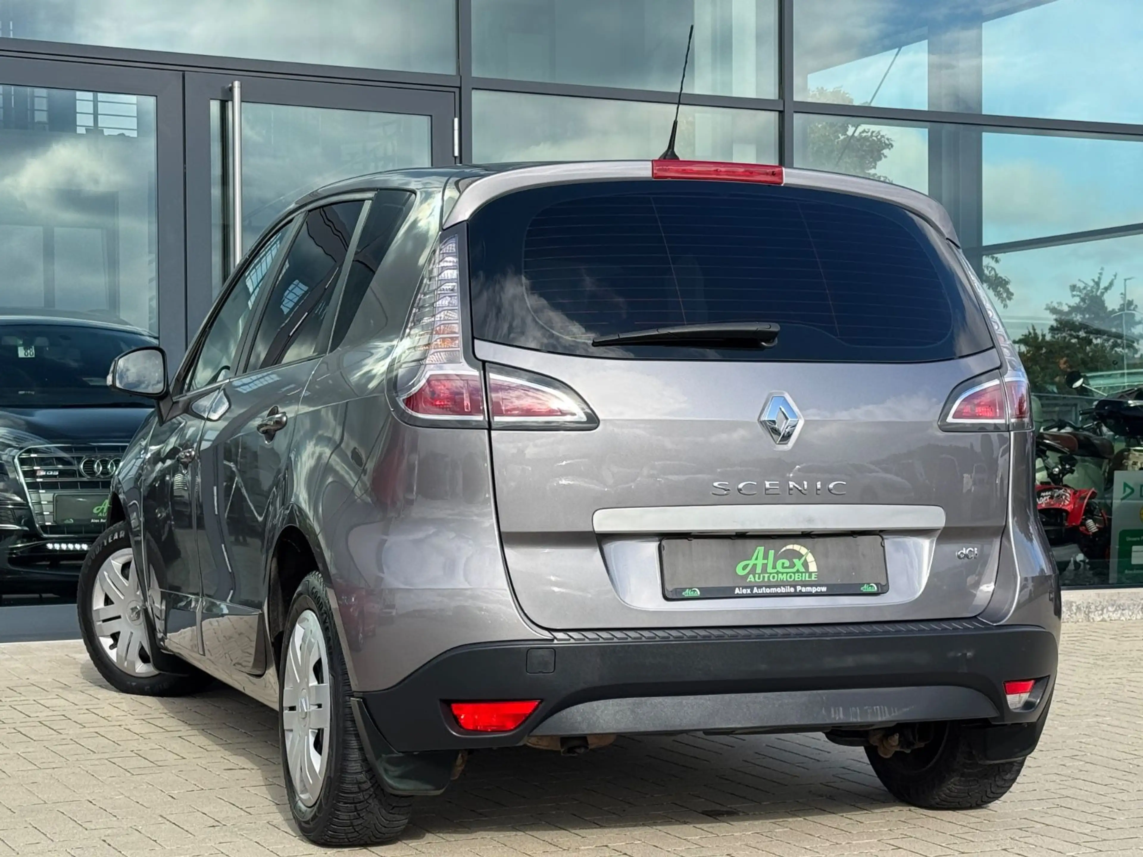 Renault Scenic III 1.5 dCi Limited — photo 4