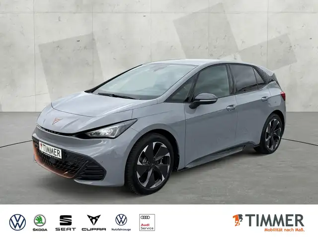 Cupra Born e Boost 63 kWh + LED + CARPLAY +SHZ + 19ZOLL + DA