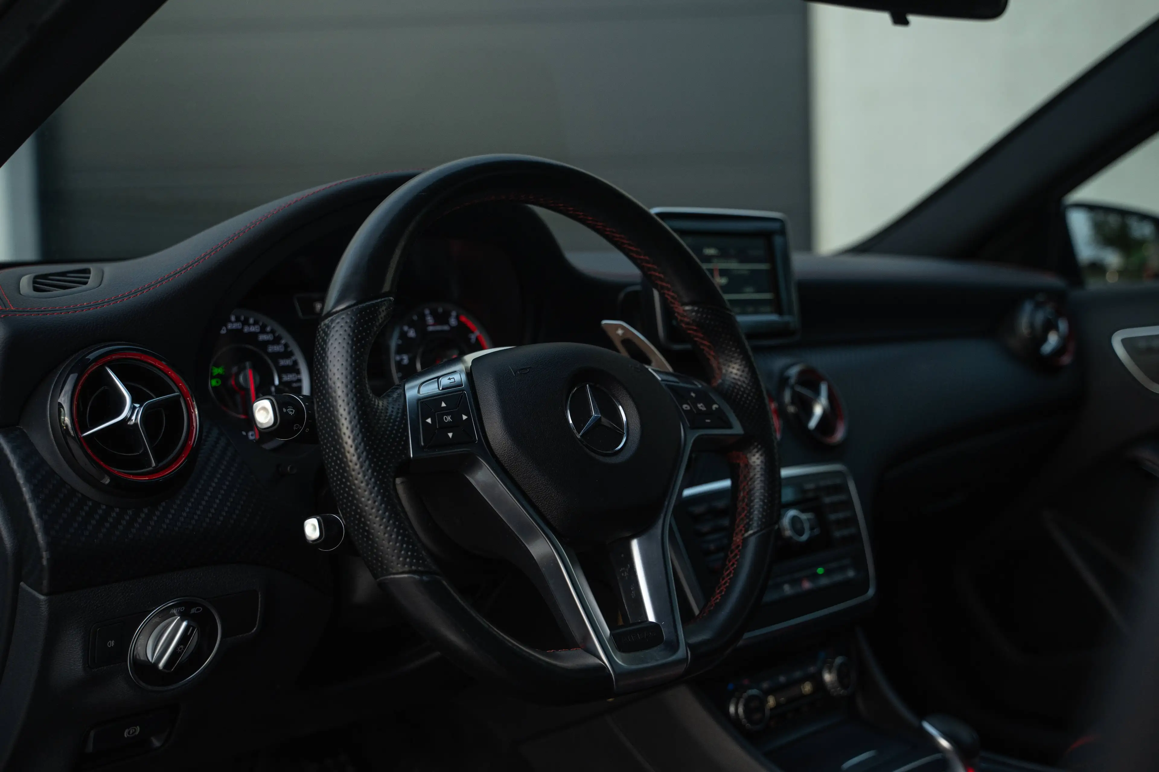 Mercedes-Benz A 45 AMG A 45 AMG 4-Matic — photo 12