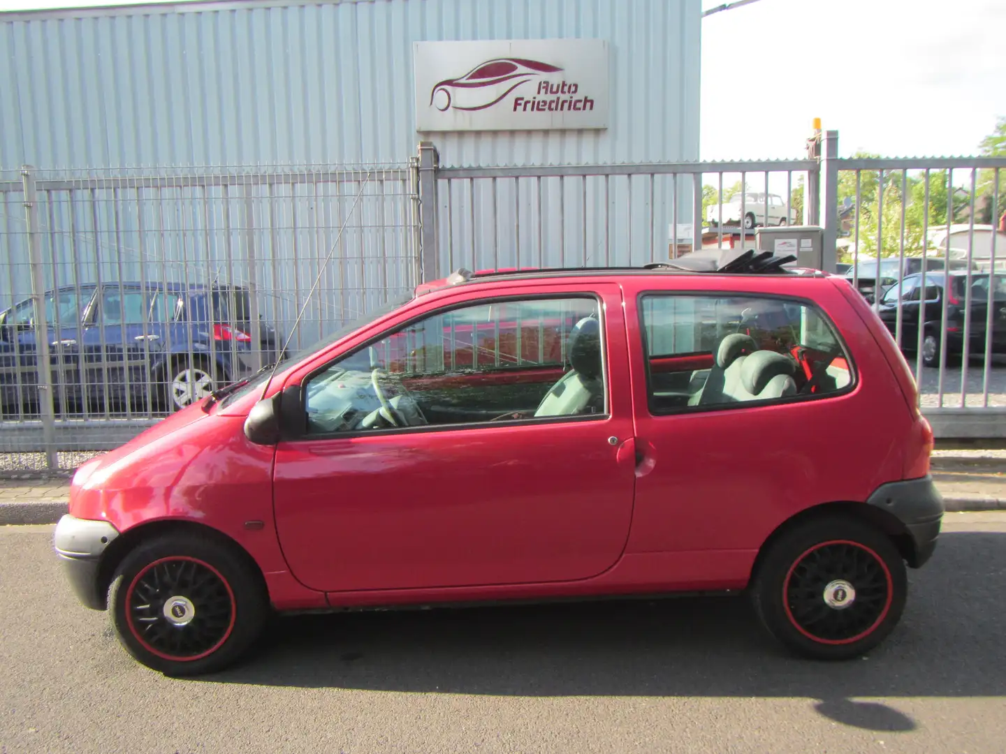 Renault Twingo 1.2 Authentique Red - 2