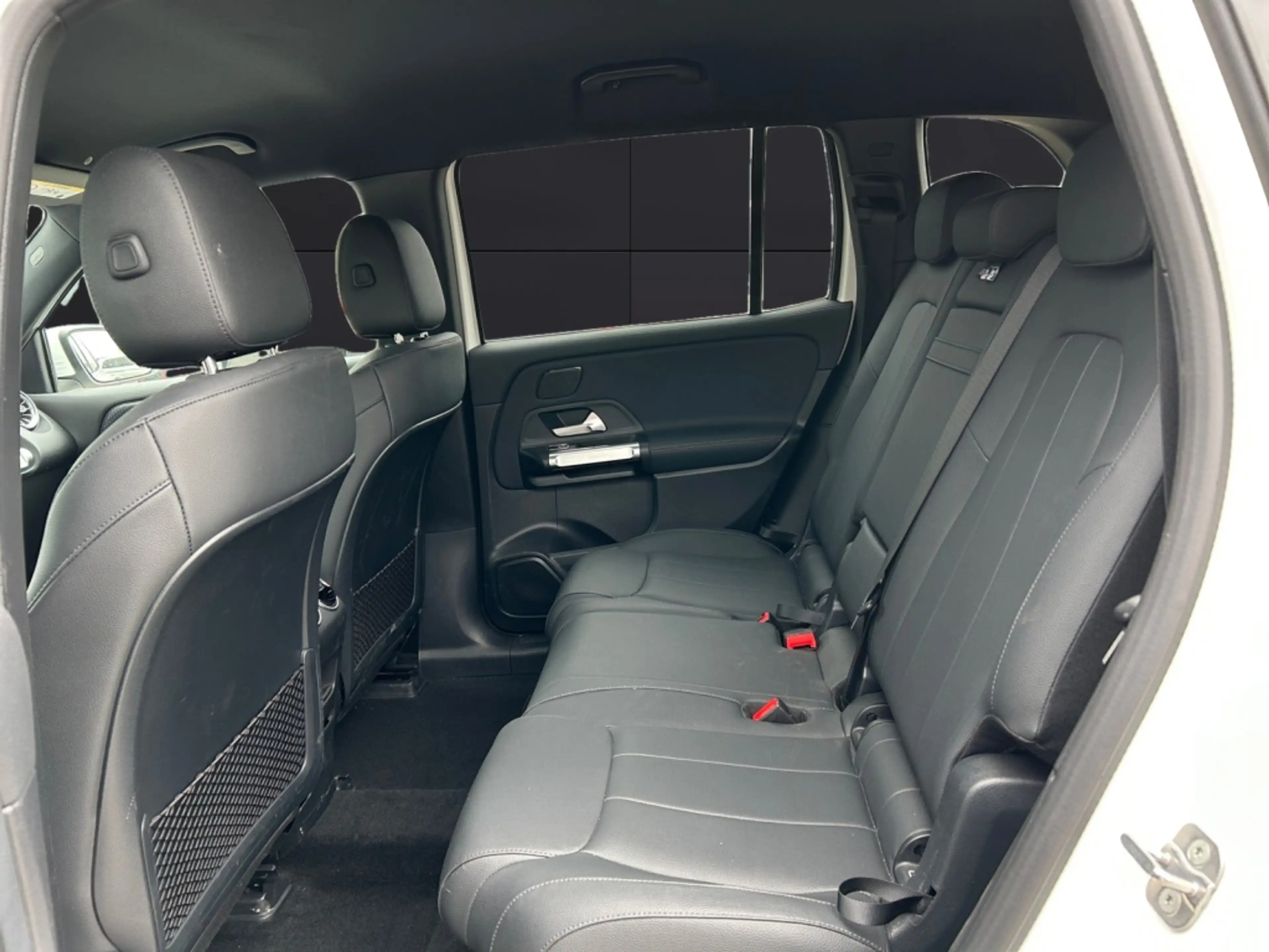 Mercedes-Benz EQB 300 4MATIC Progressive Advanced Plus — photo 14